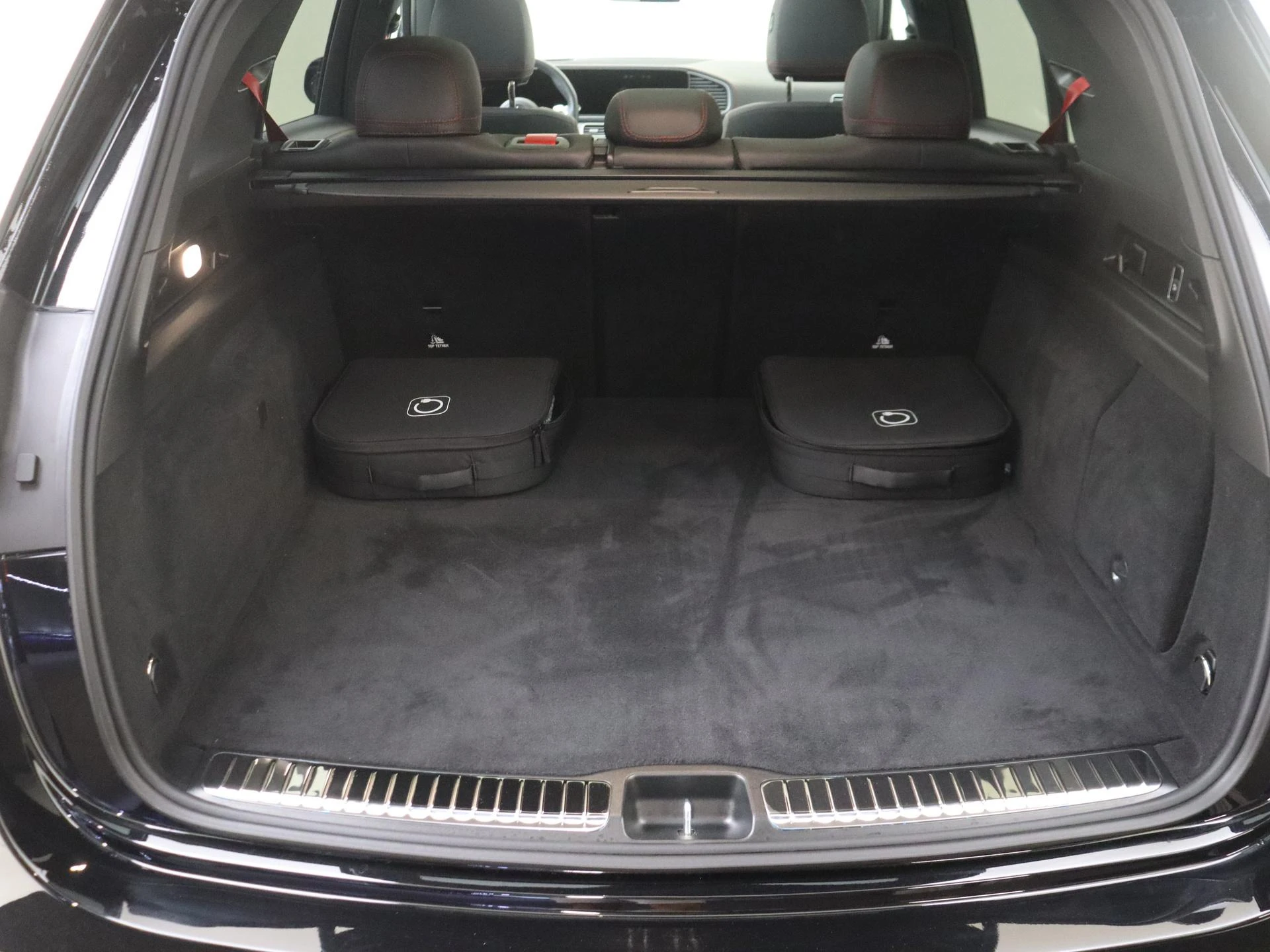 Mercedes-Benz-GLE-image-30