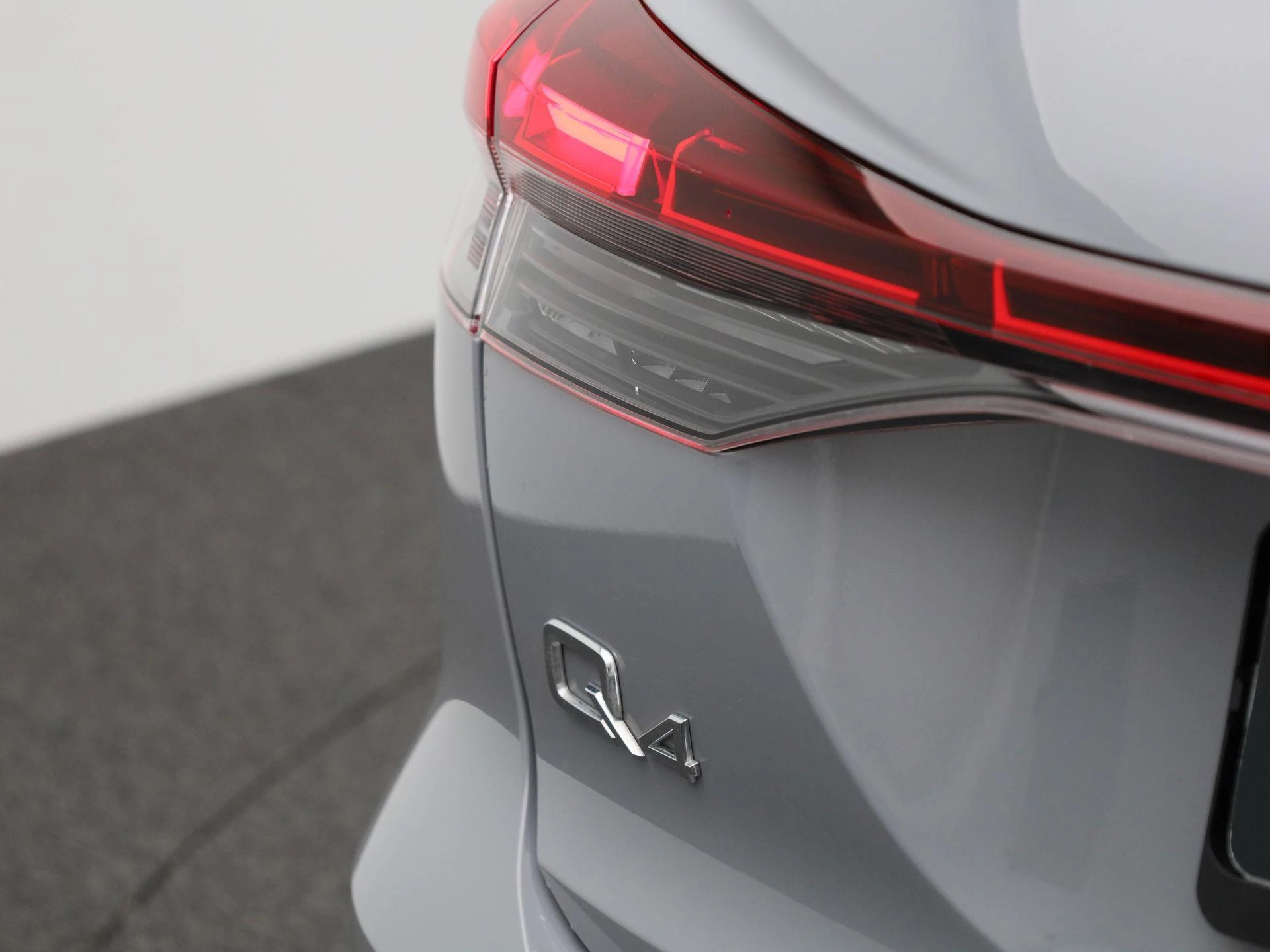 Audi-Q4 e-tron-image-40