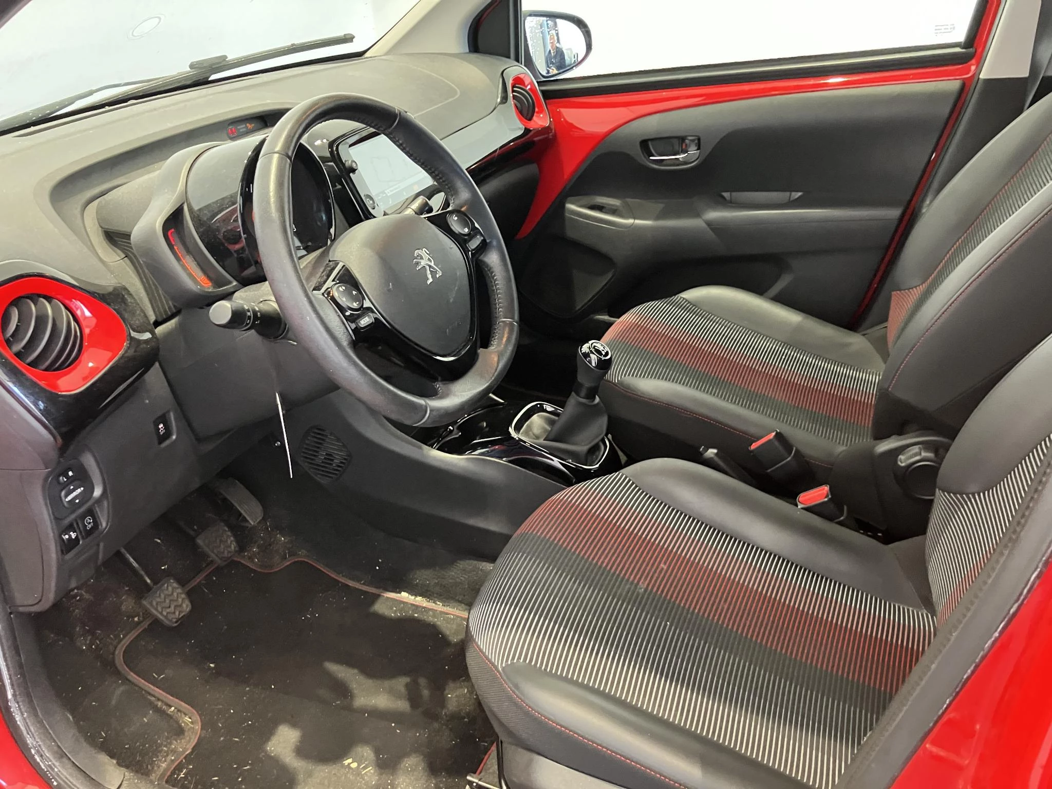 Peugeot-108-image-12