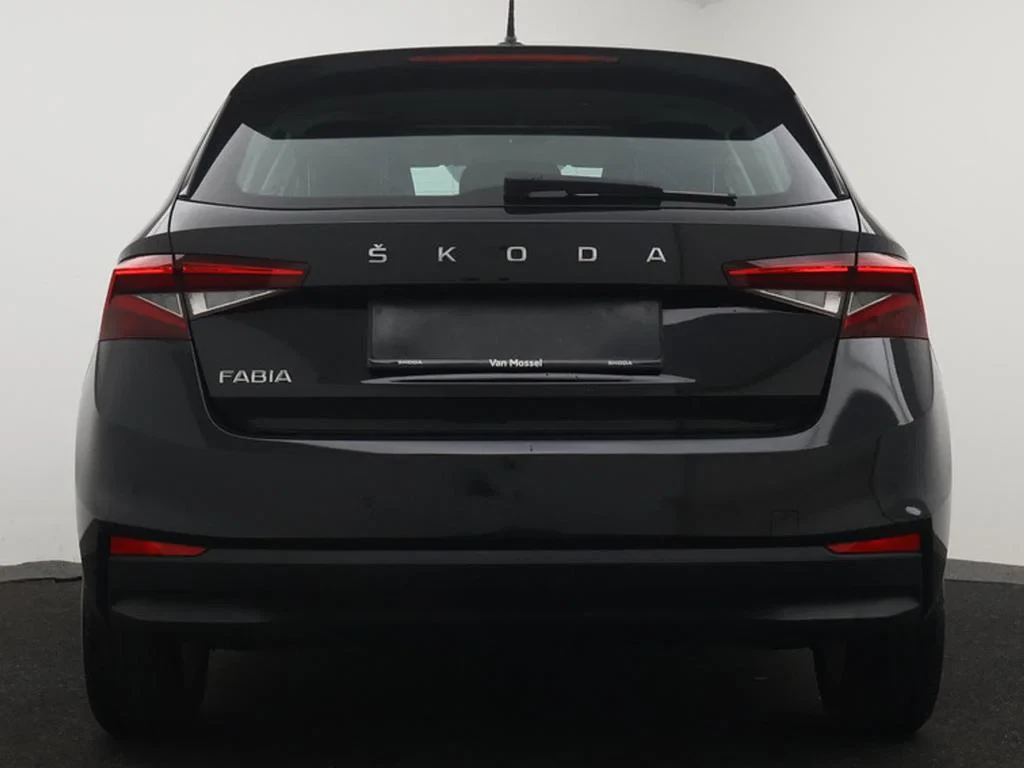 Škoda-Fabia-image-3