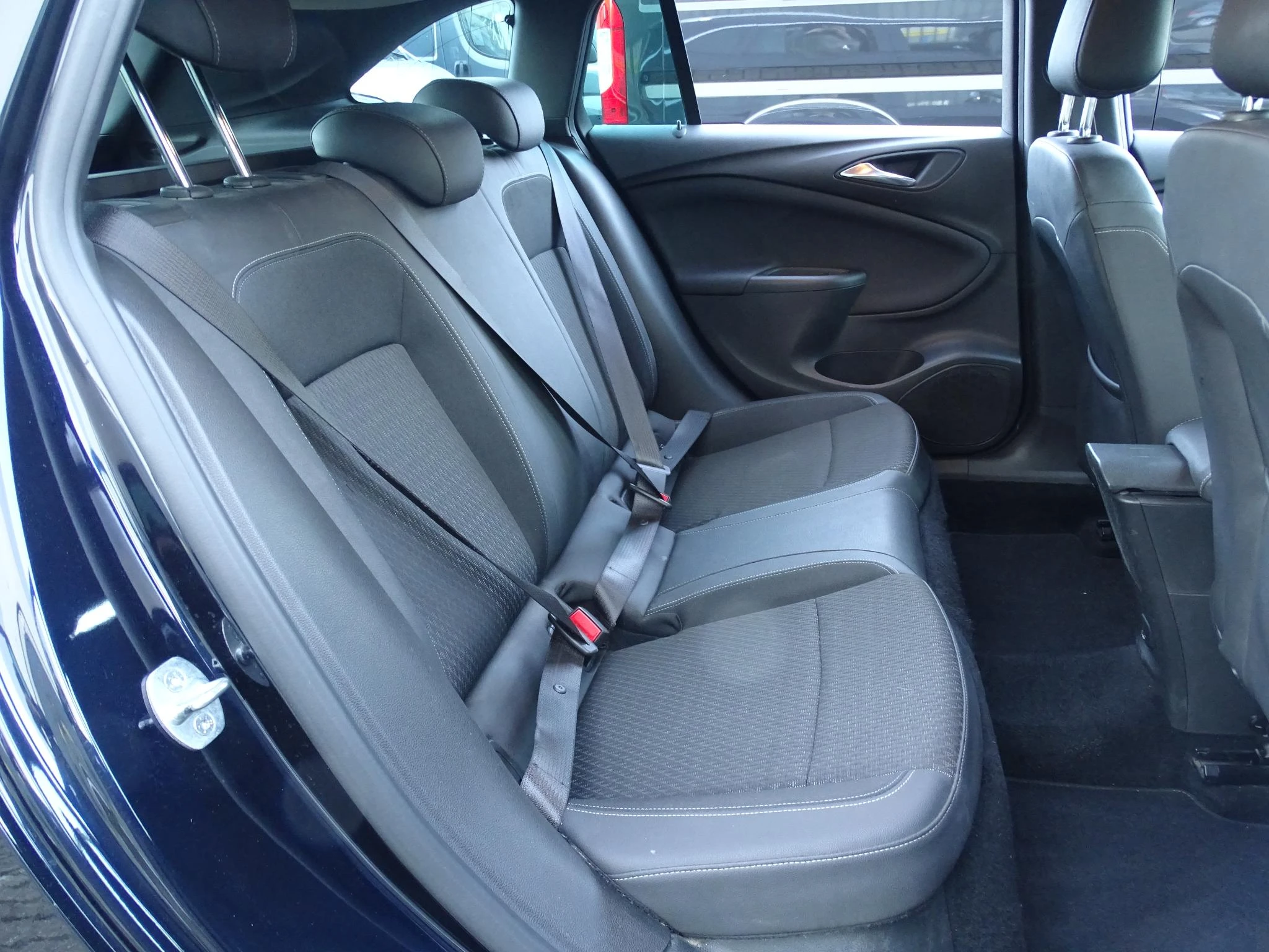 Opel-Astra-image-14
