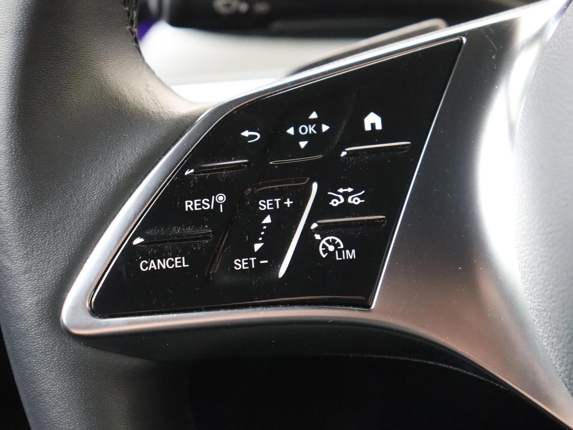 Mercedes-Benz A-Klasse 180 Star Edition Luxury-Line