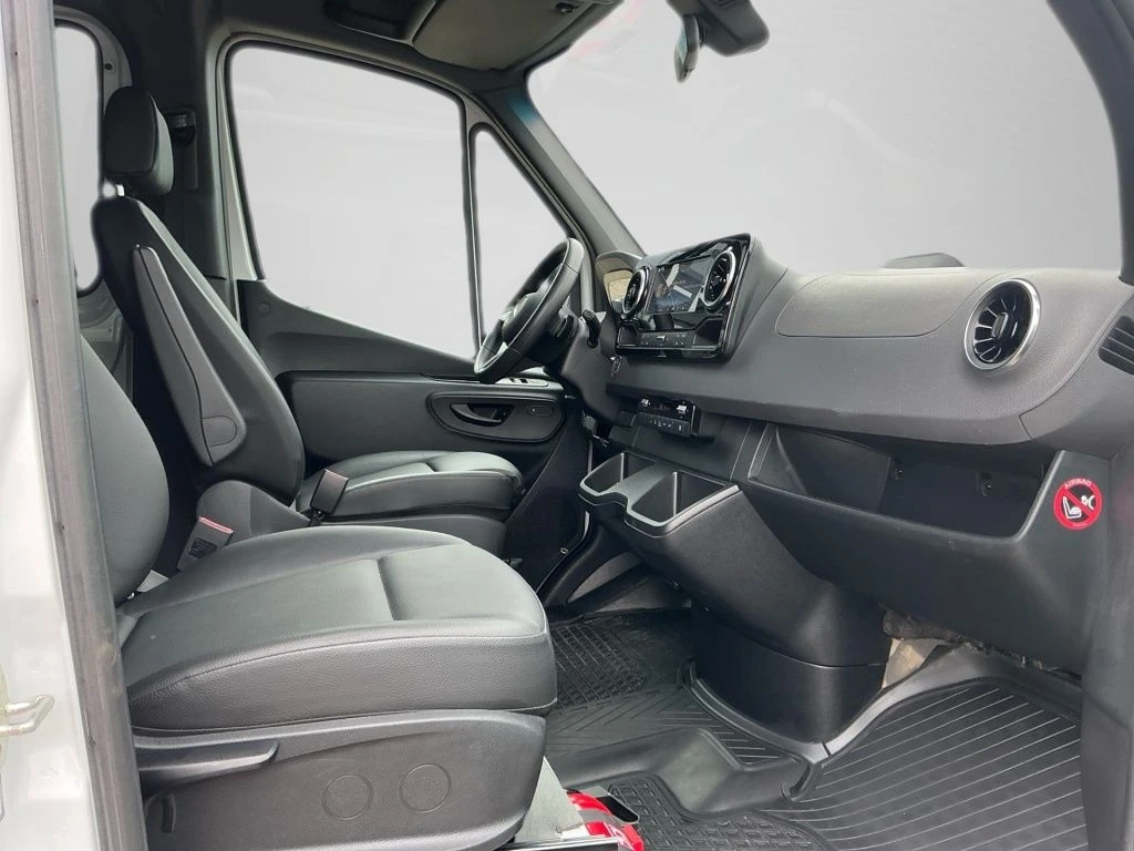 Mercedes-Benz-Sprinter 315-image-12