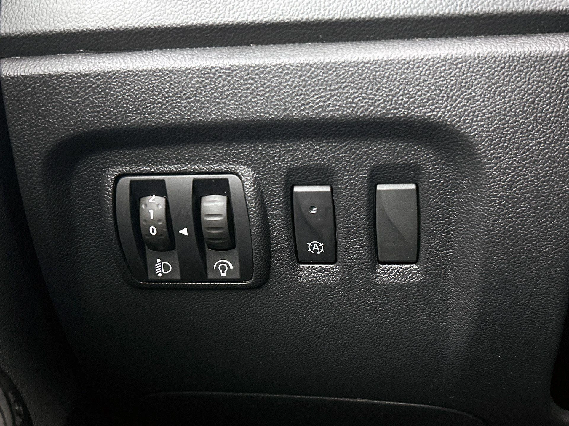 Renault-Captur-image-17
