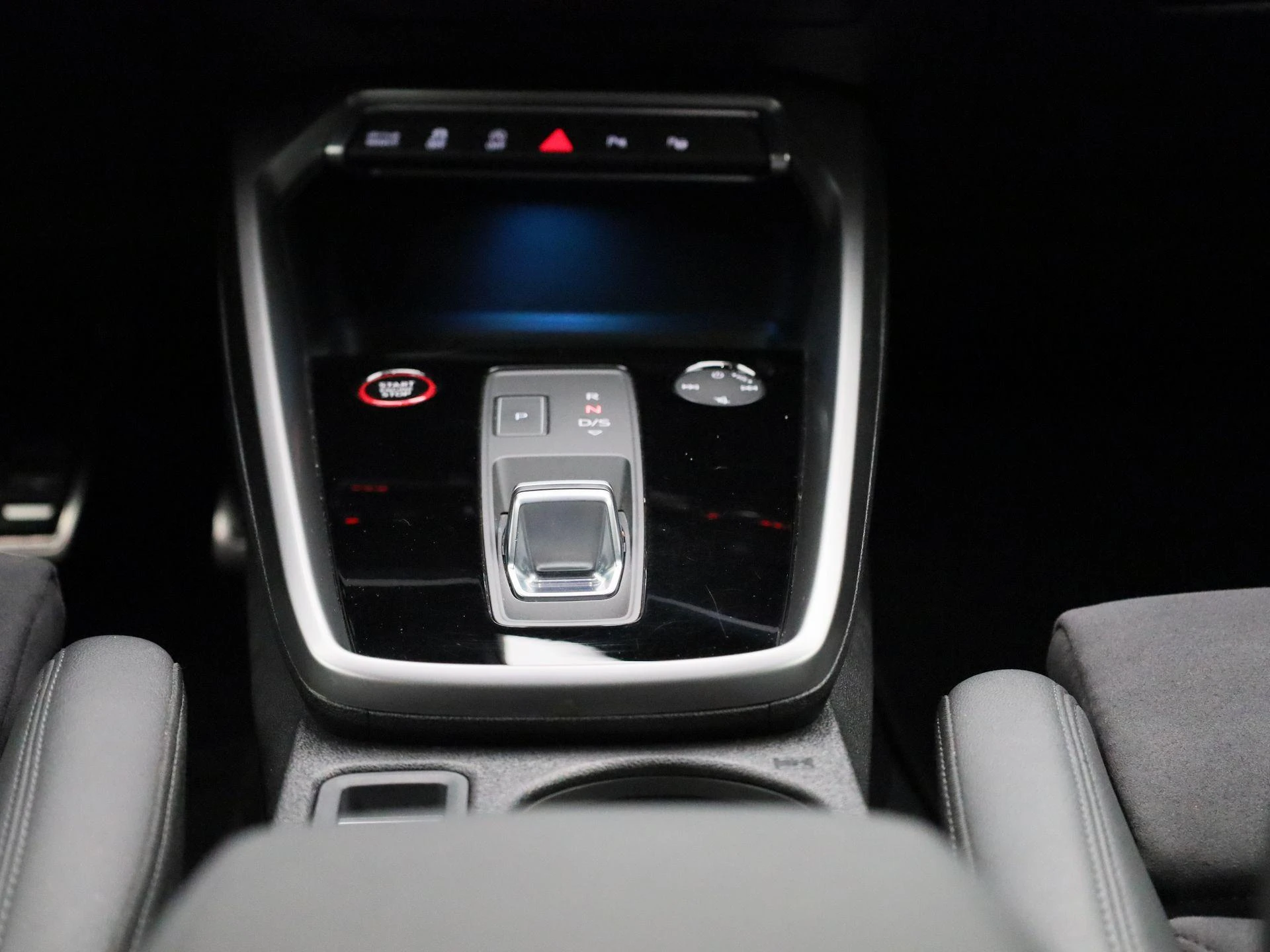 Audi-RS3-image-9