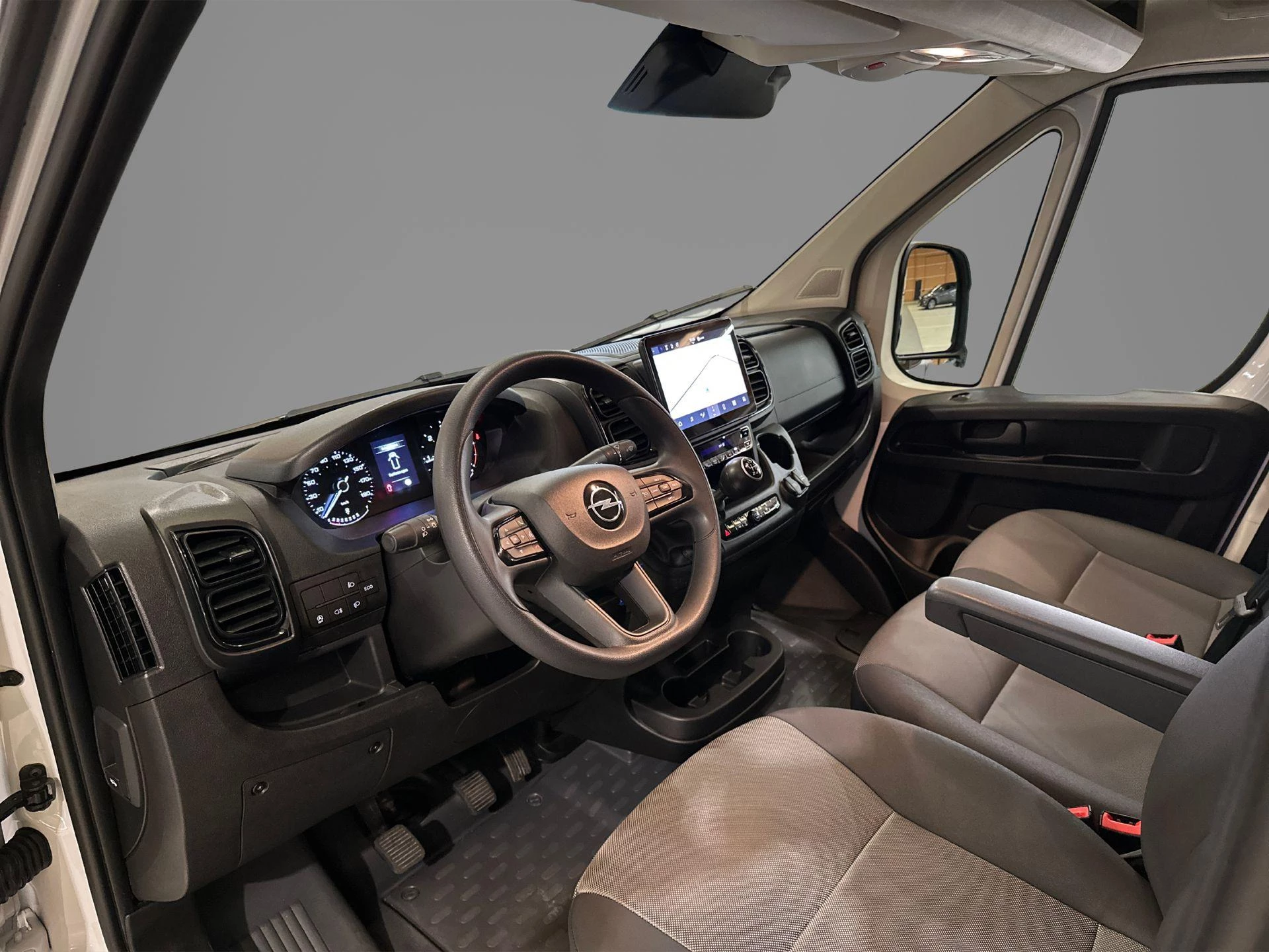 Opel-Movano-image-11