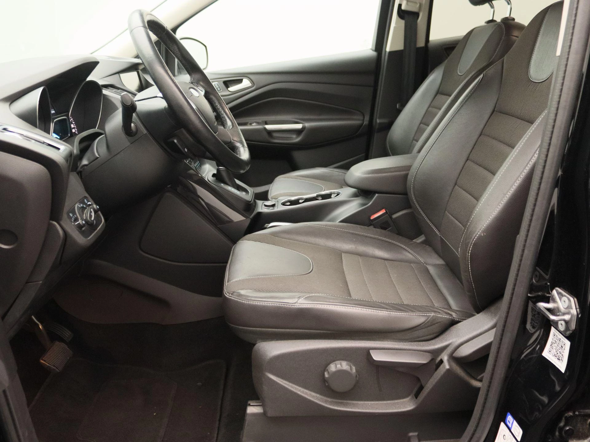 Ford-Kuga-image-17