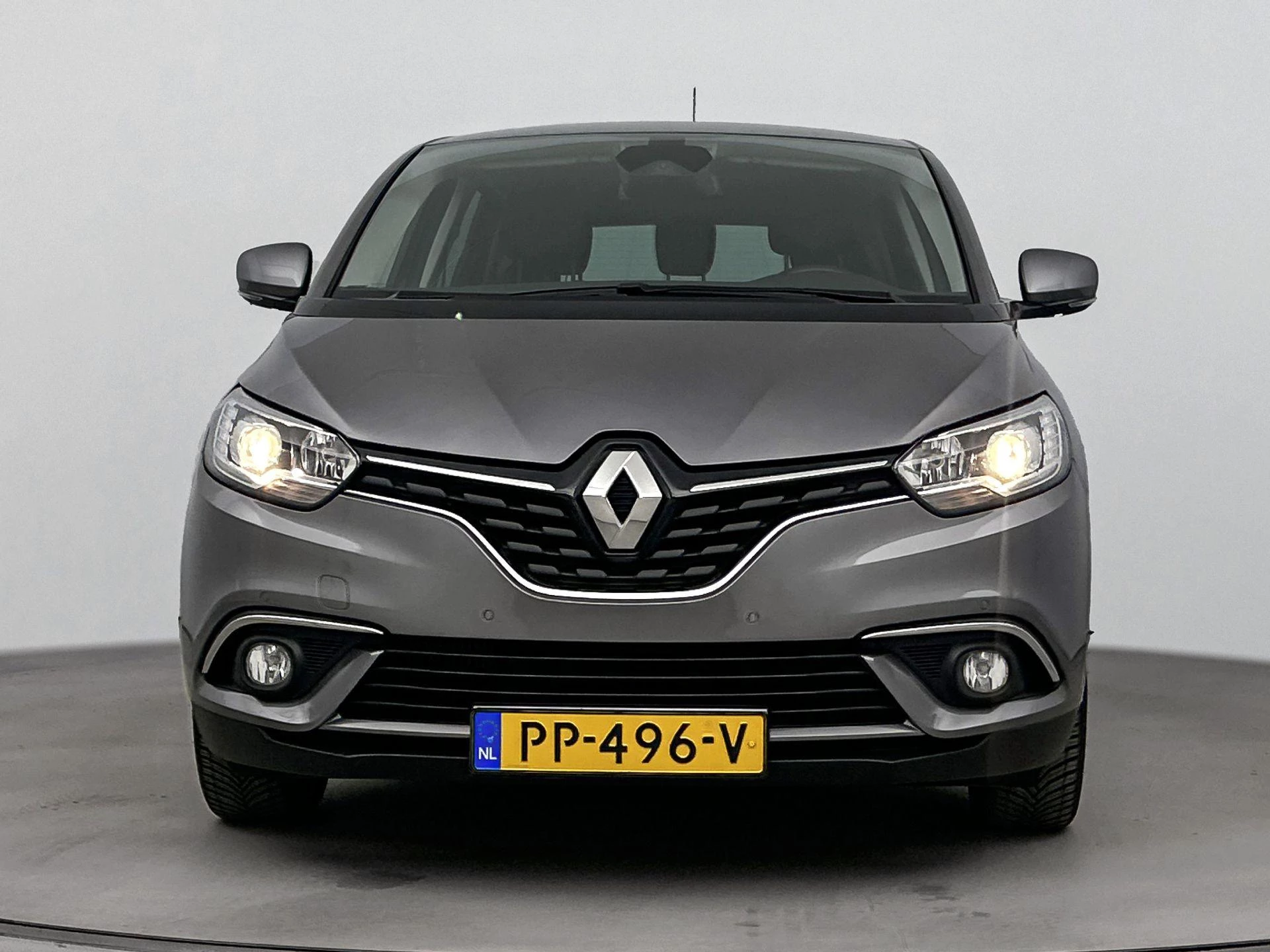 Renault-Scénic-image-4