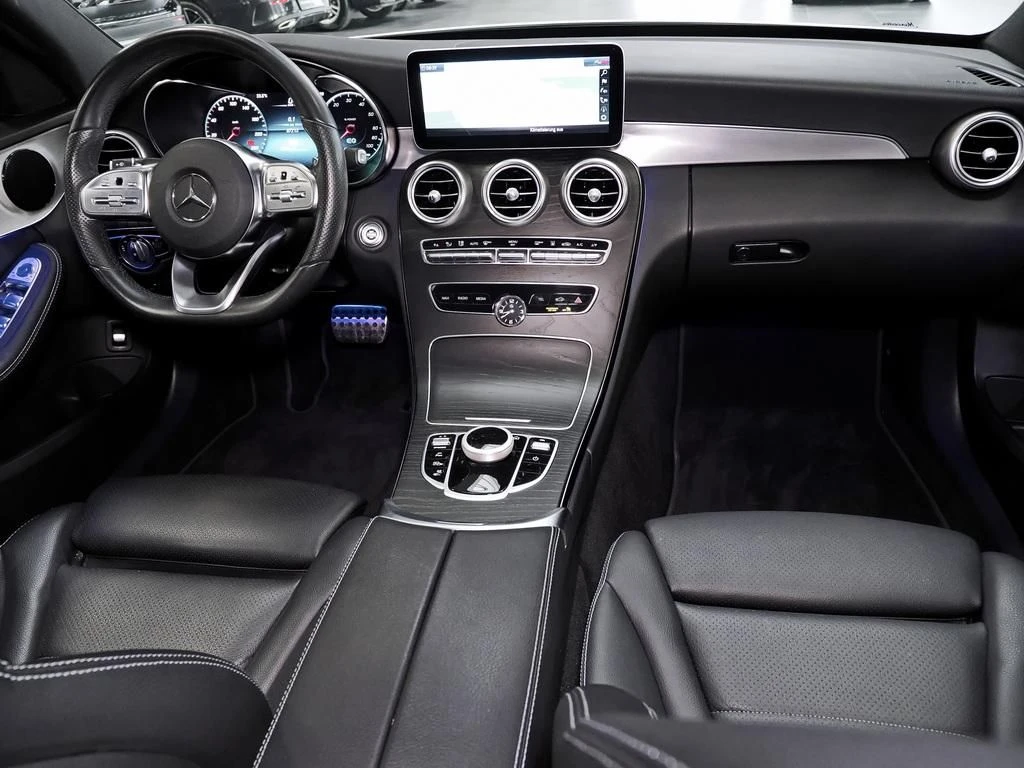 Mercedes-Benz-C-Klasse 300 de-image-13