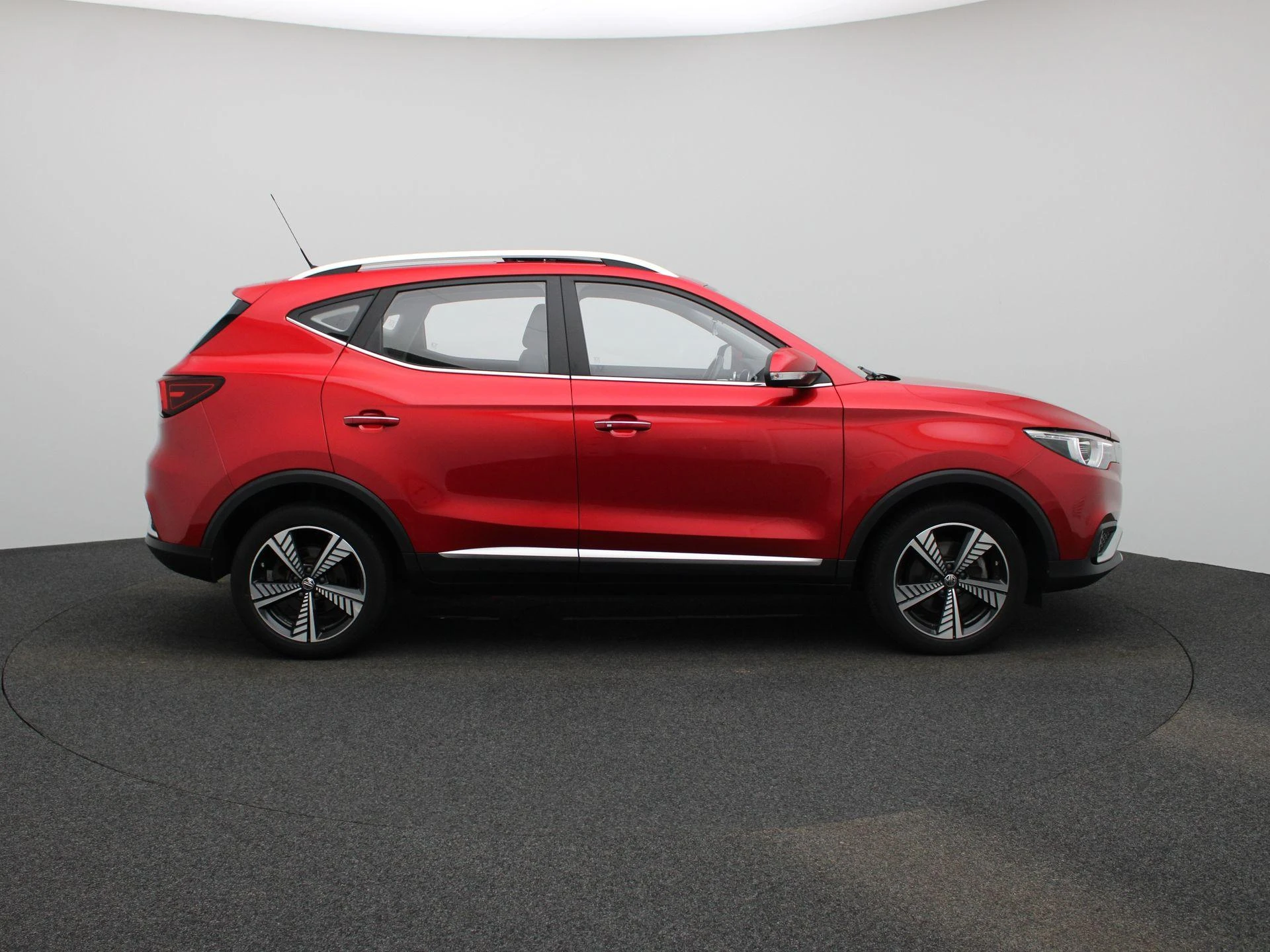 MG-ZS EV-image-5
