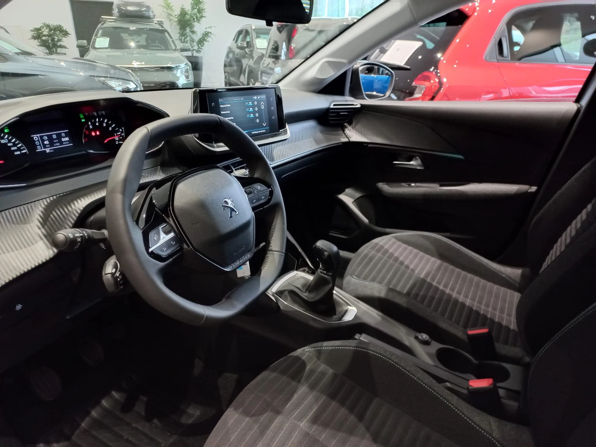 Peugeot-208-image-15