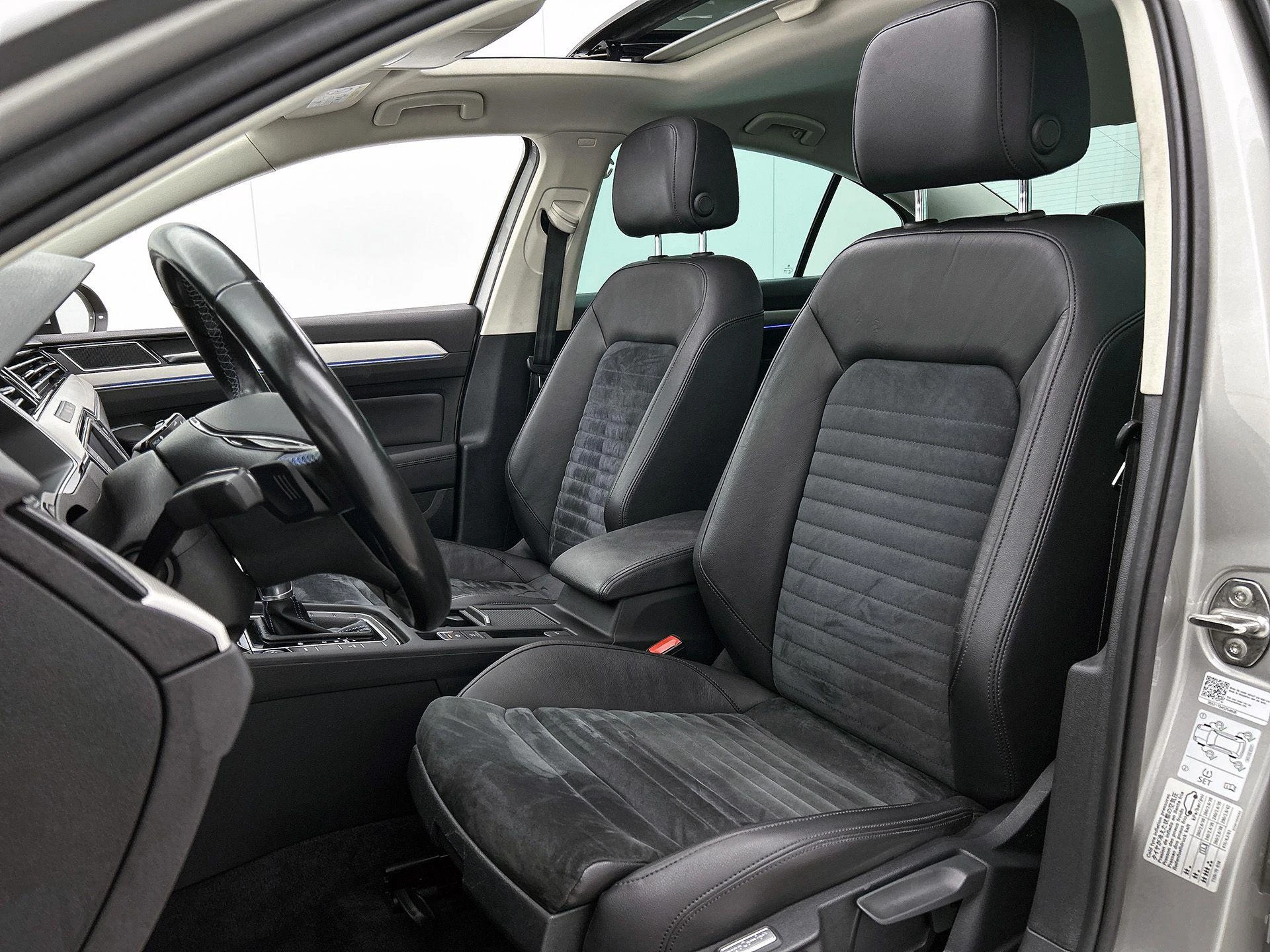 Volkswagen-Passat-image-37