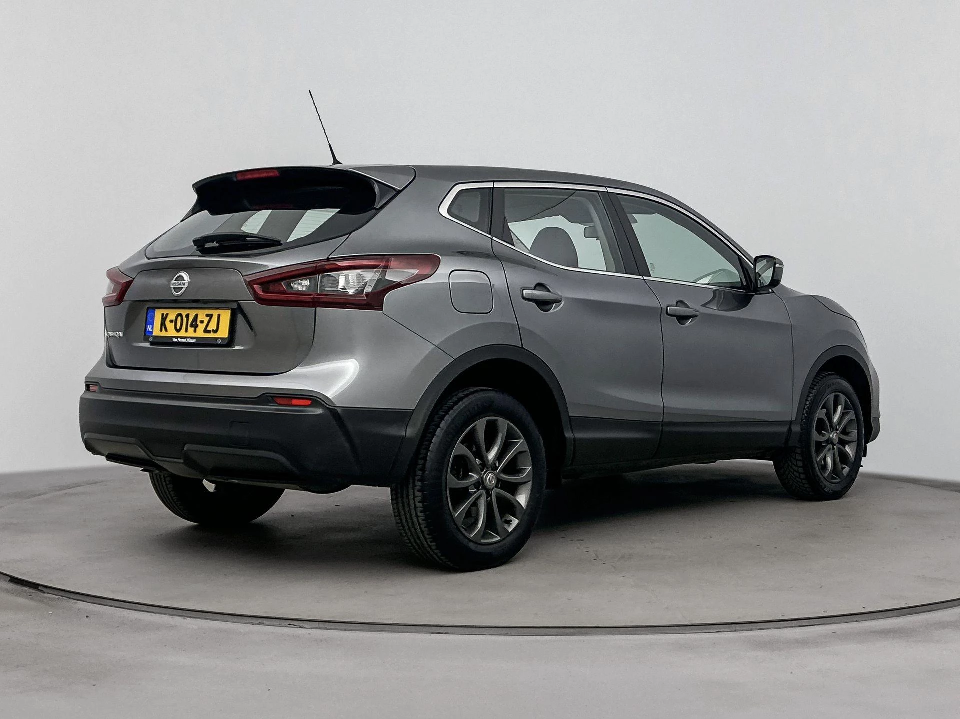 Nissan-QASHQAI-image-3