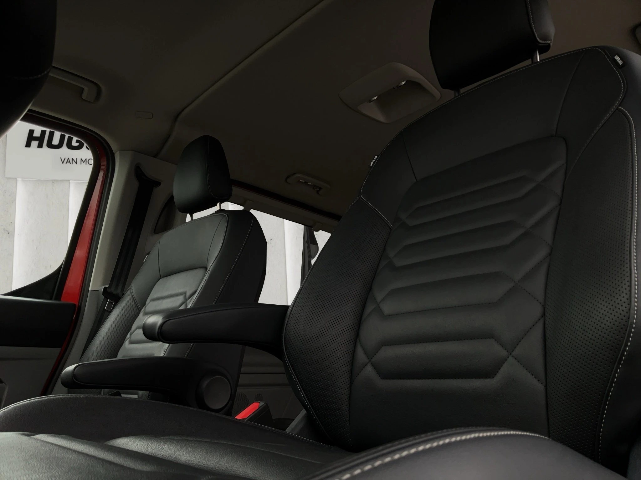 Ford-Tourneo Custom-image-15