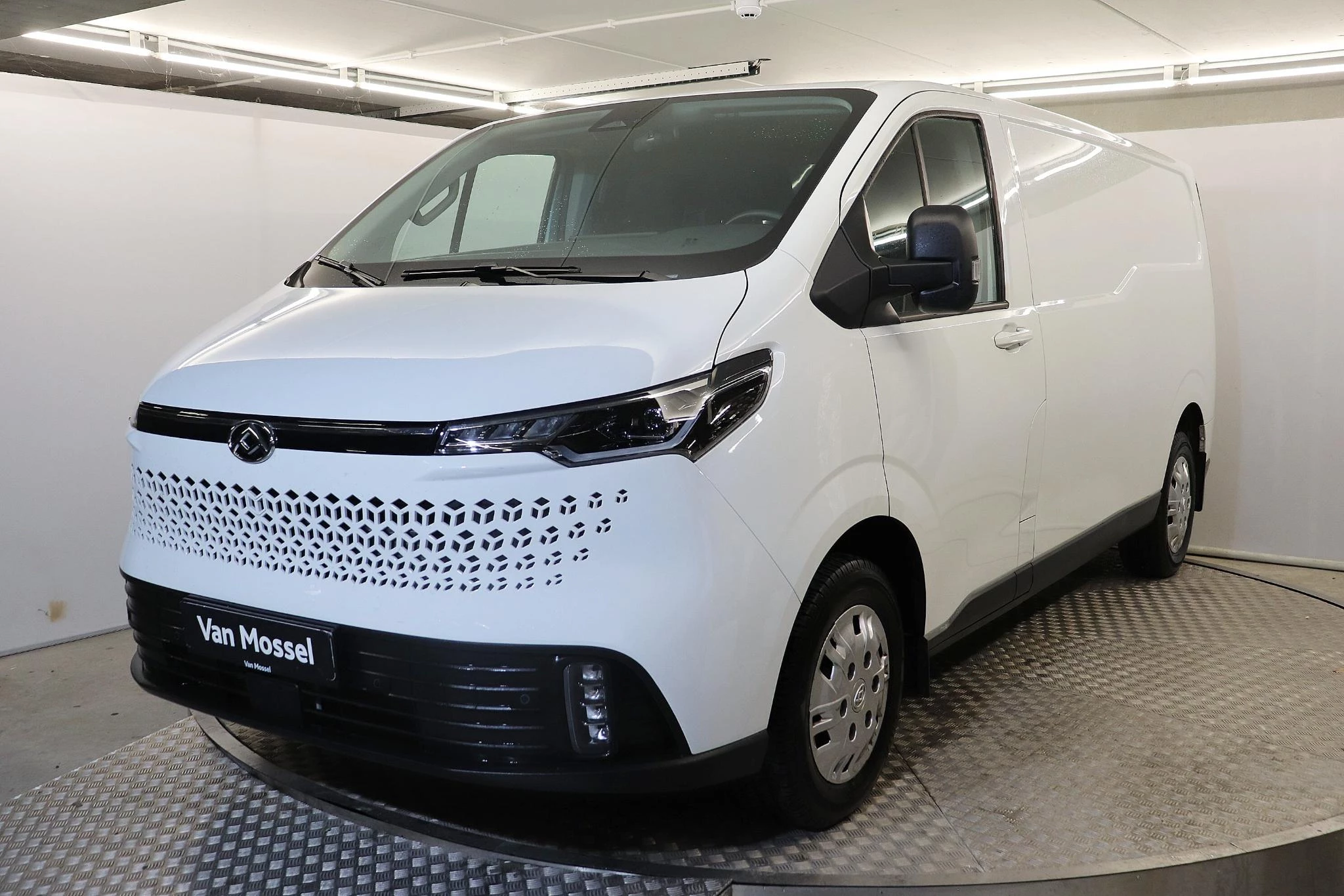 Maxus-Deliver7-image-0