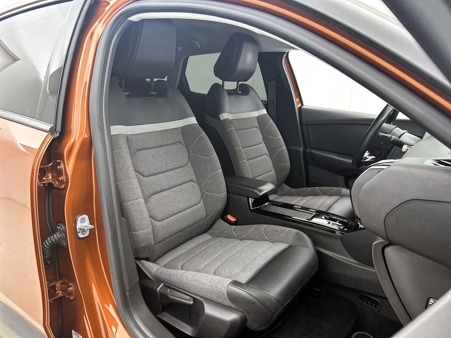 Citroën-ë-C4-image-33