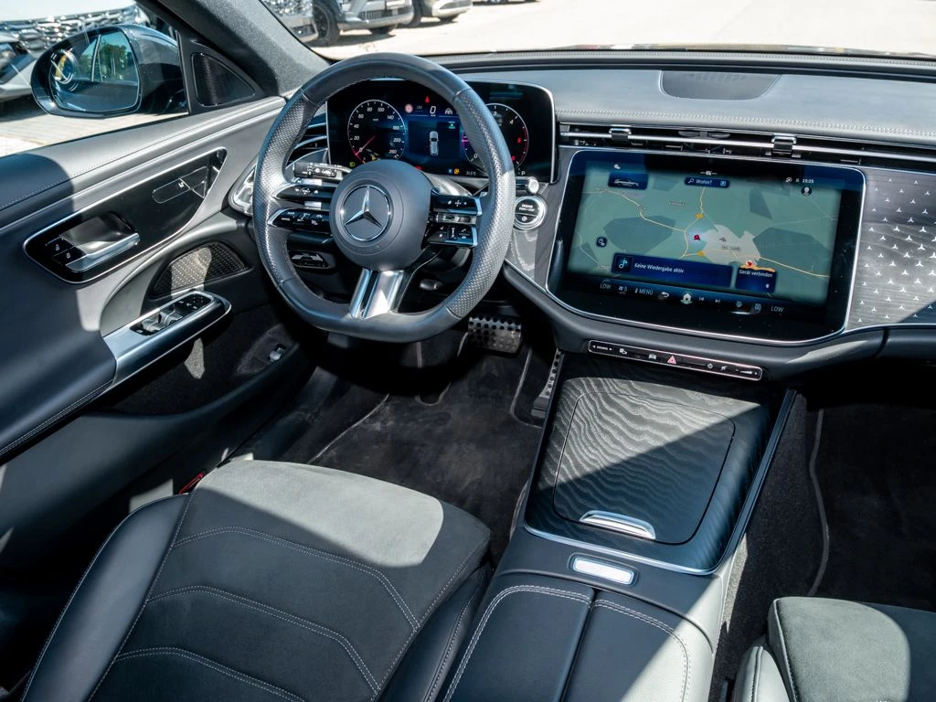 Mercedes-Benz-E-Klasse 220 d-image-9