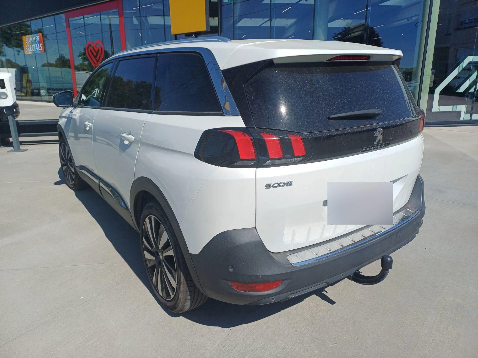Peugeot-5008-image-3
