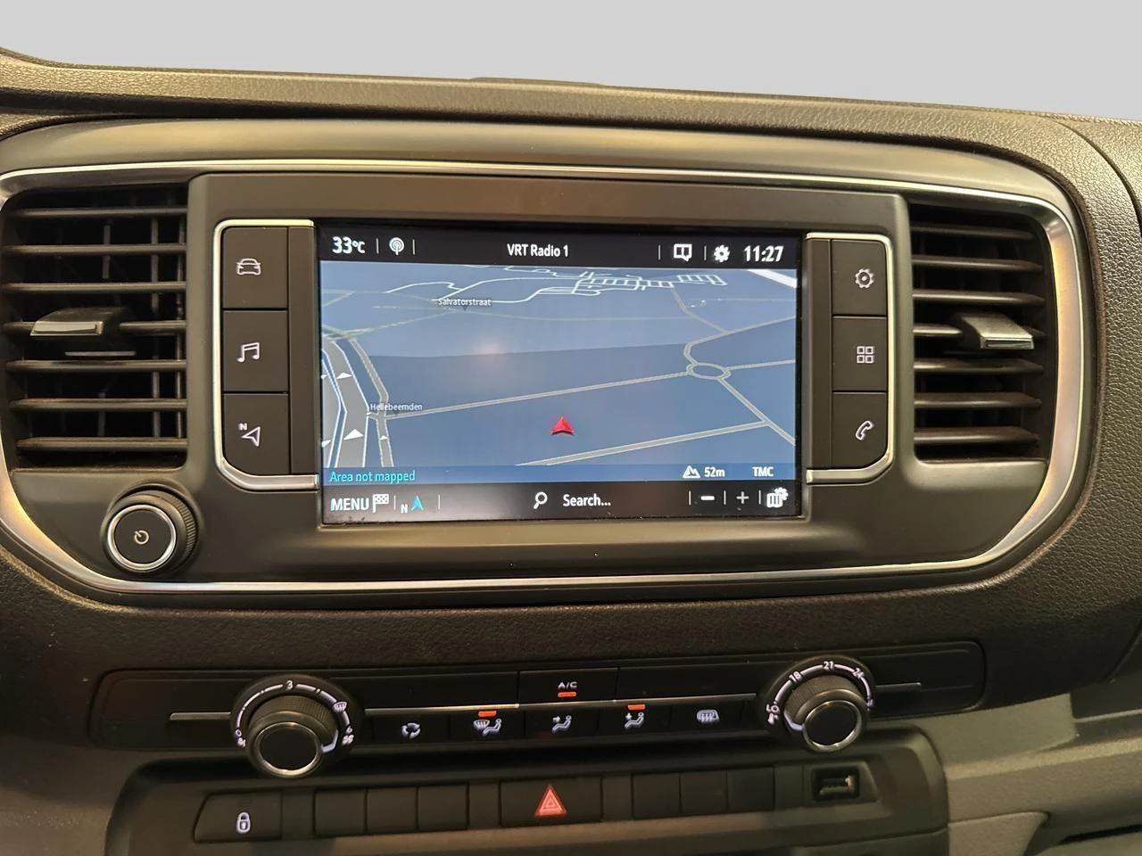 Opel-Vivaro-image-10