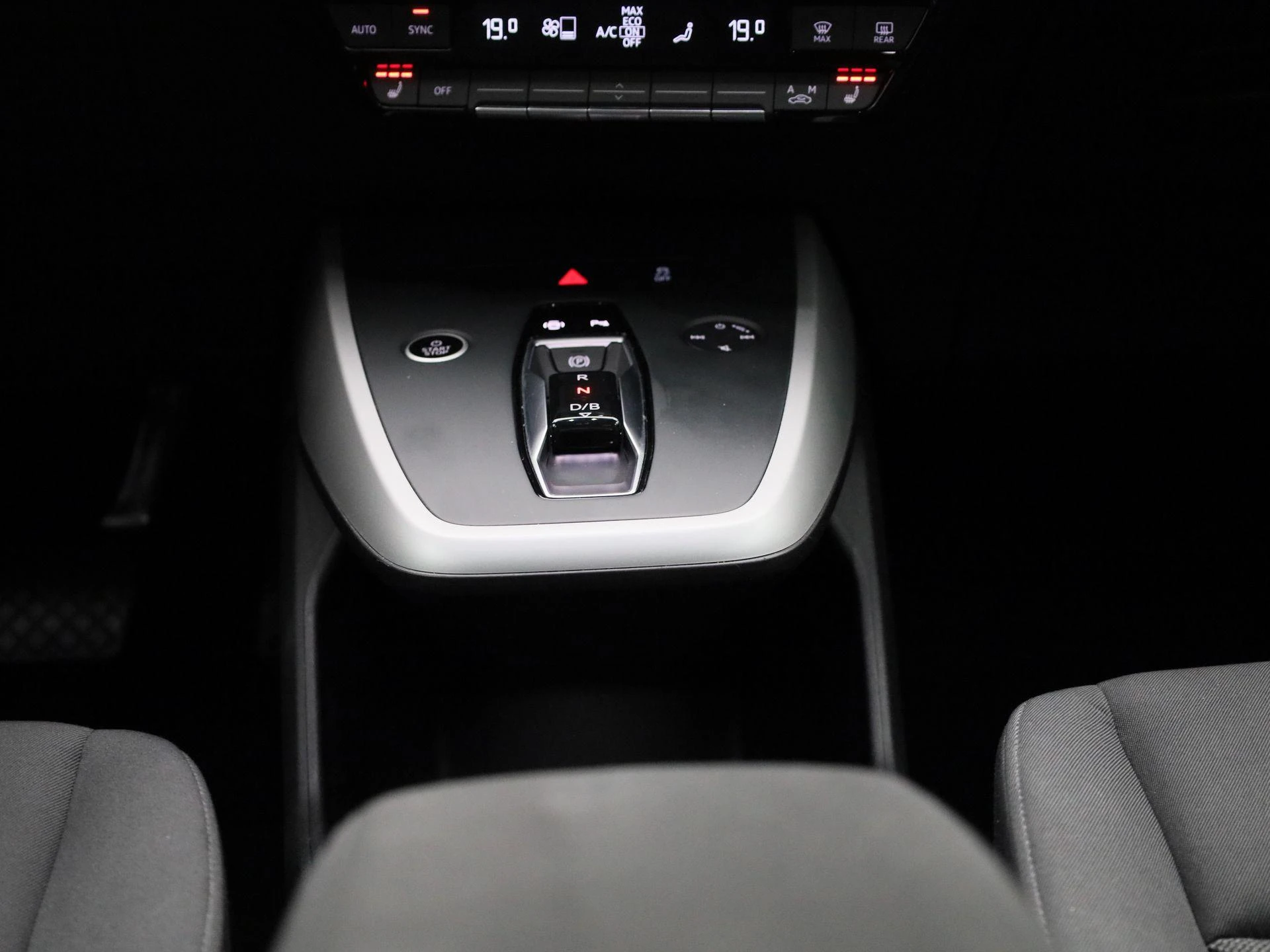 Audi-Q4 e-tron-image-11