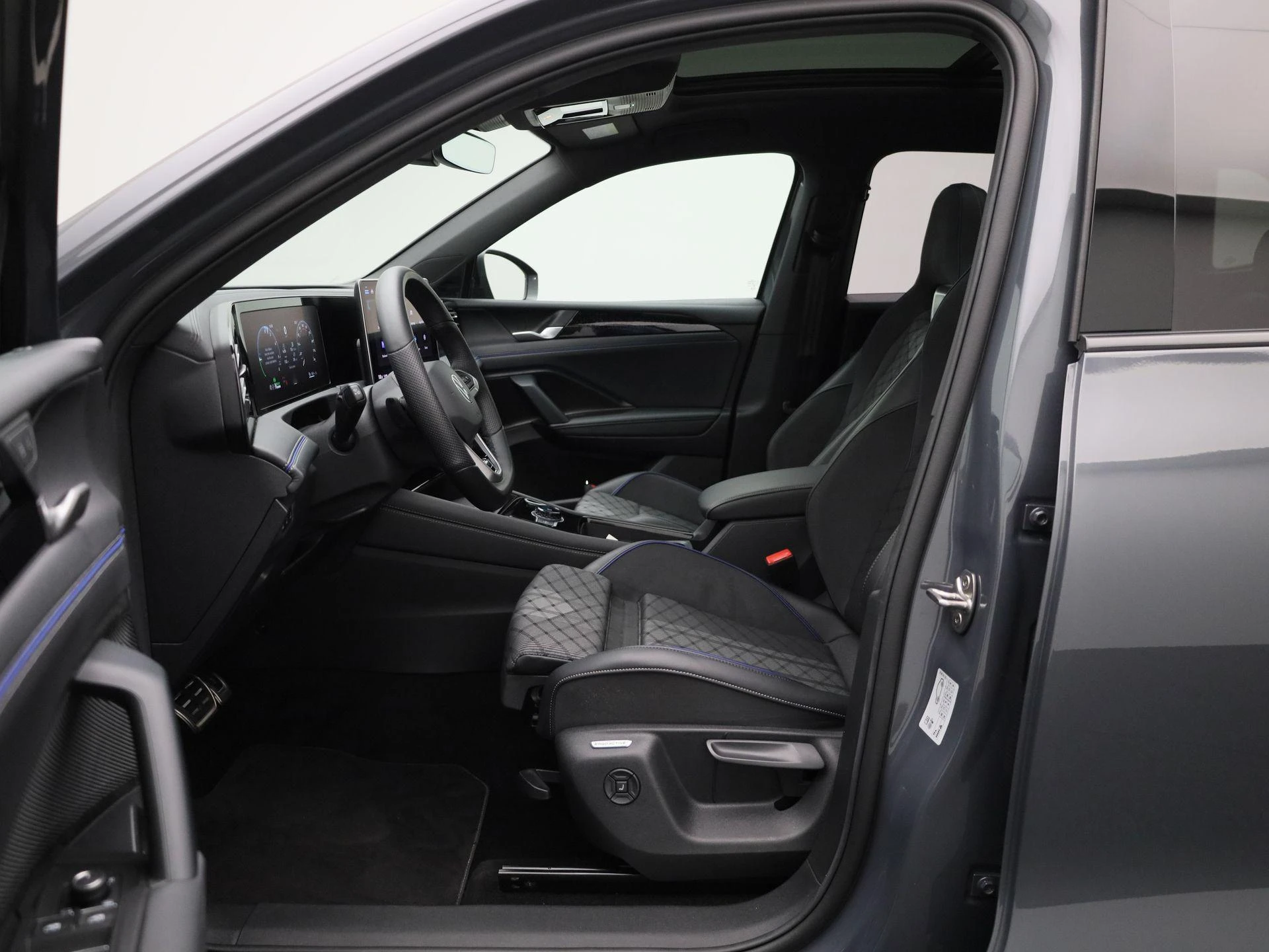 Volkswagen Tiguan 1.5 eHybrid R-Line Edition 204 PK|