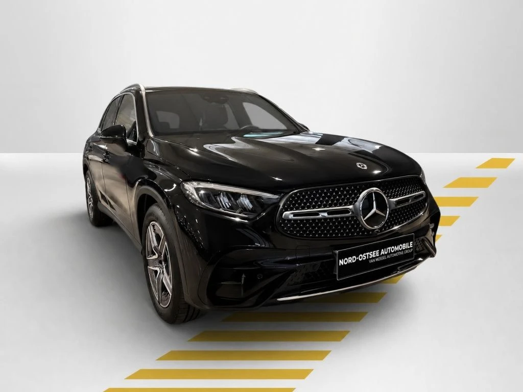 Mercedes-Benz-GLC 300 d-image-17