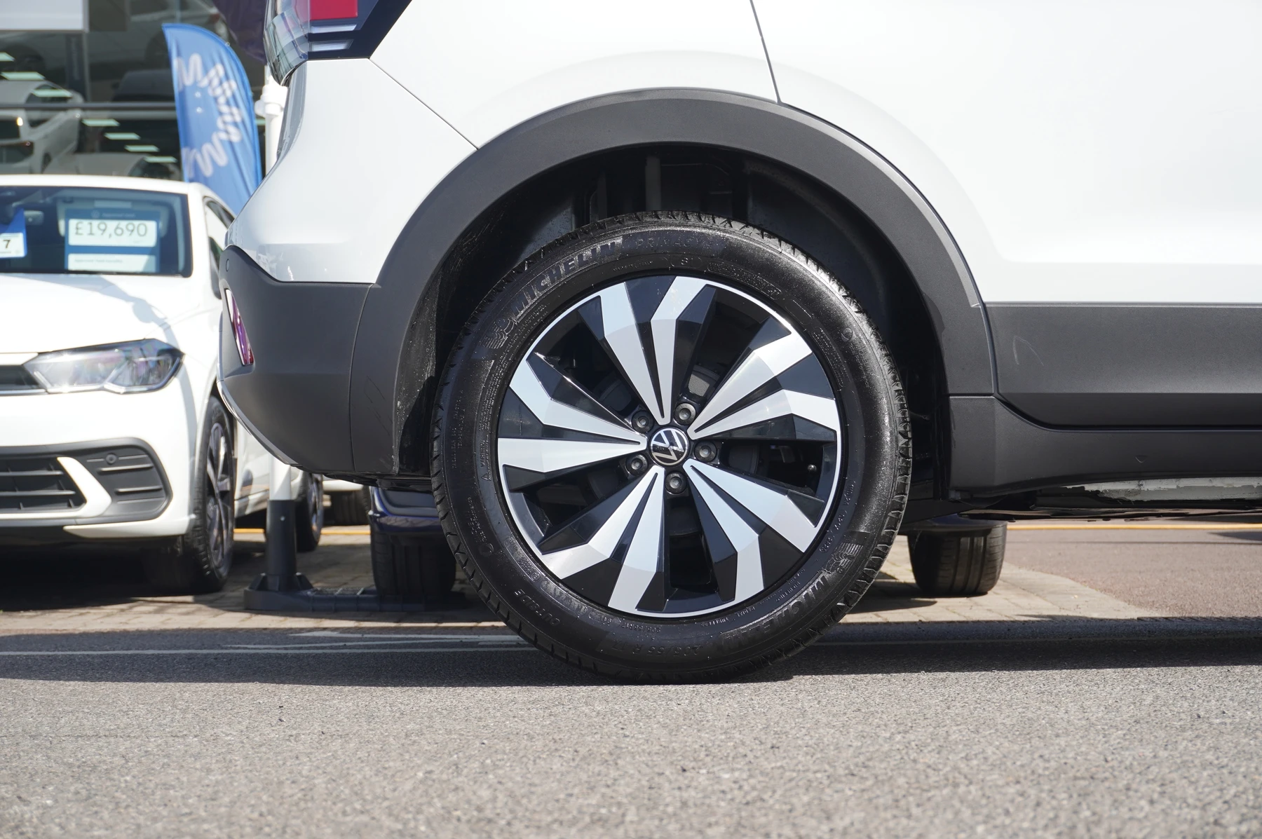Volkswagen-T-Cross-image-21