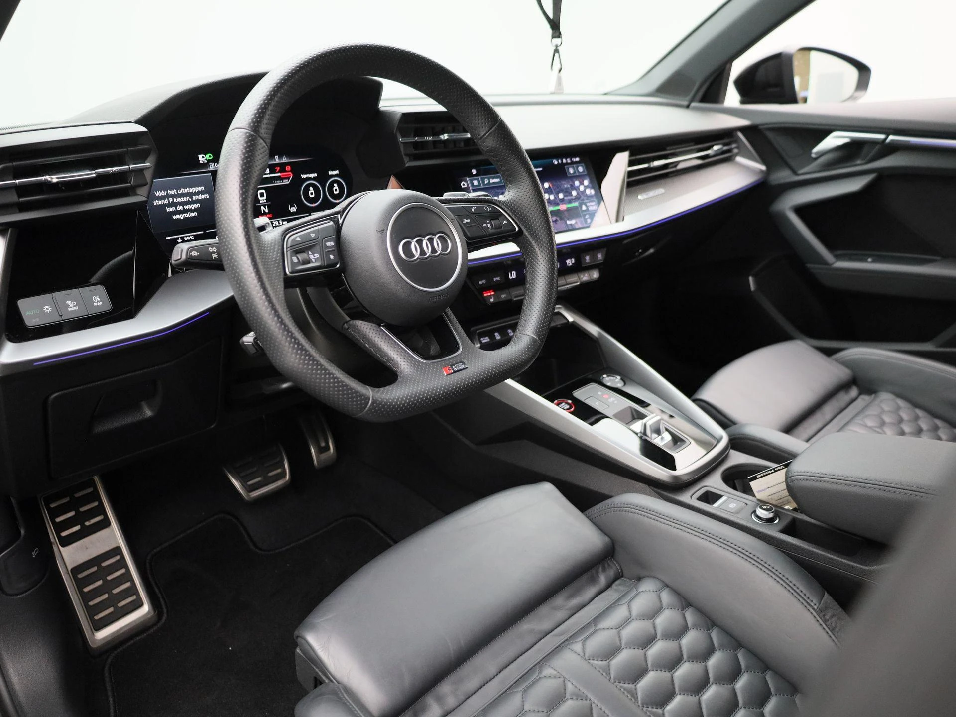 Audi-RS3-image-19