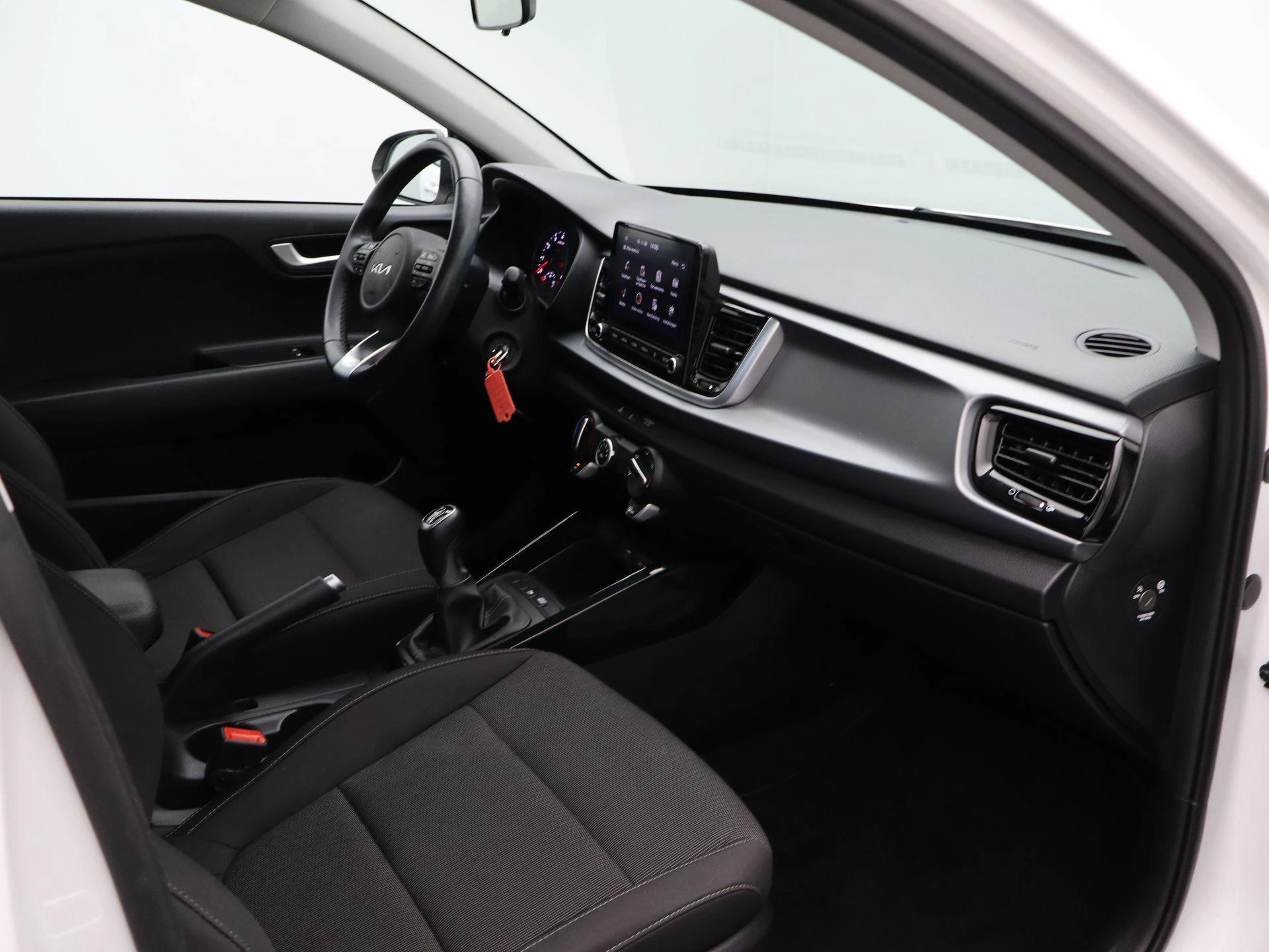 Kia-Rio-image-30