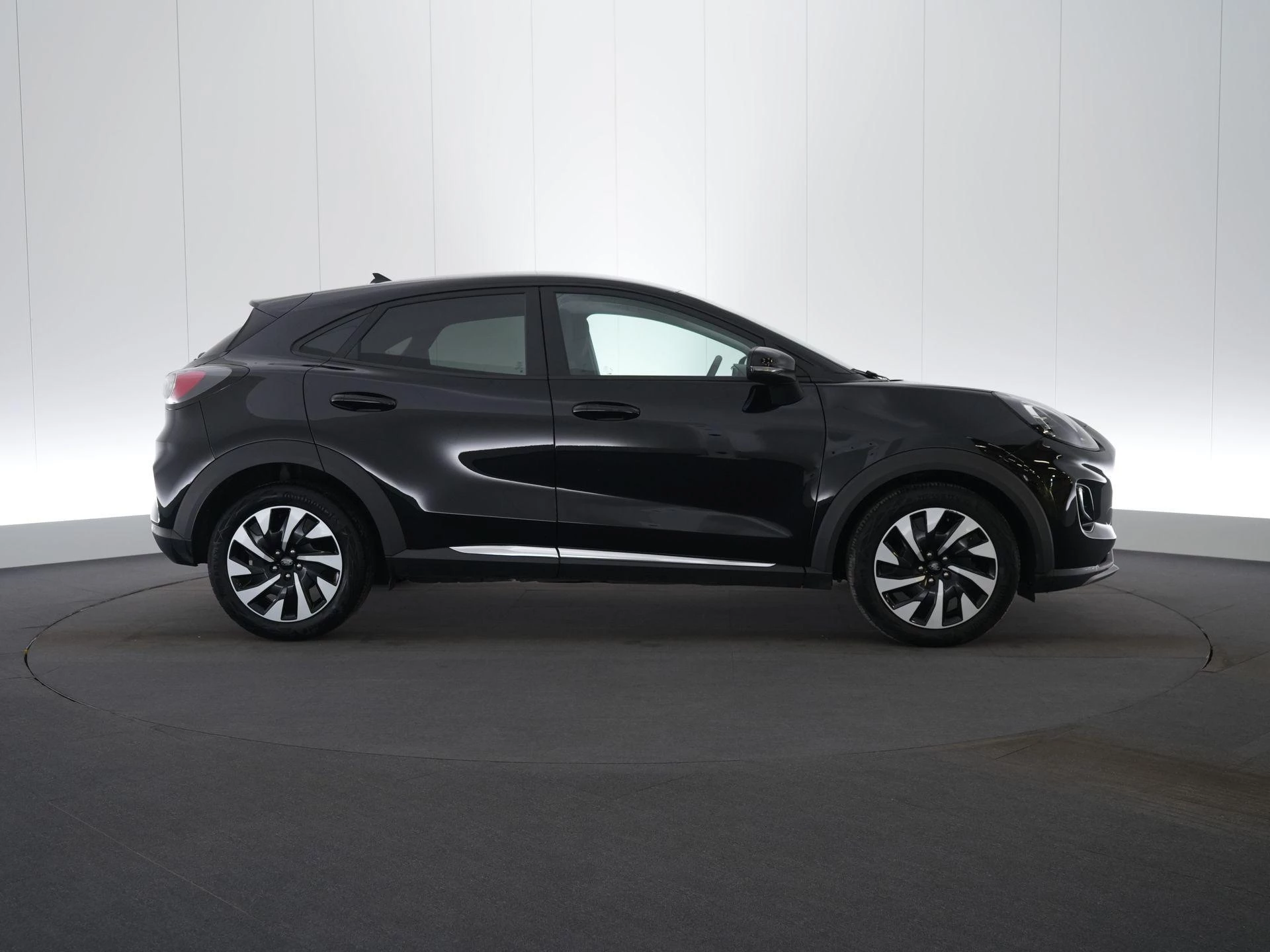 Ford Puma 1.0i Ecoboost mHEV 92kW Titanium