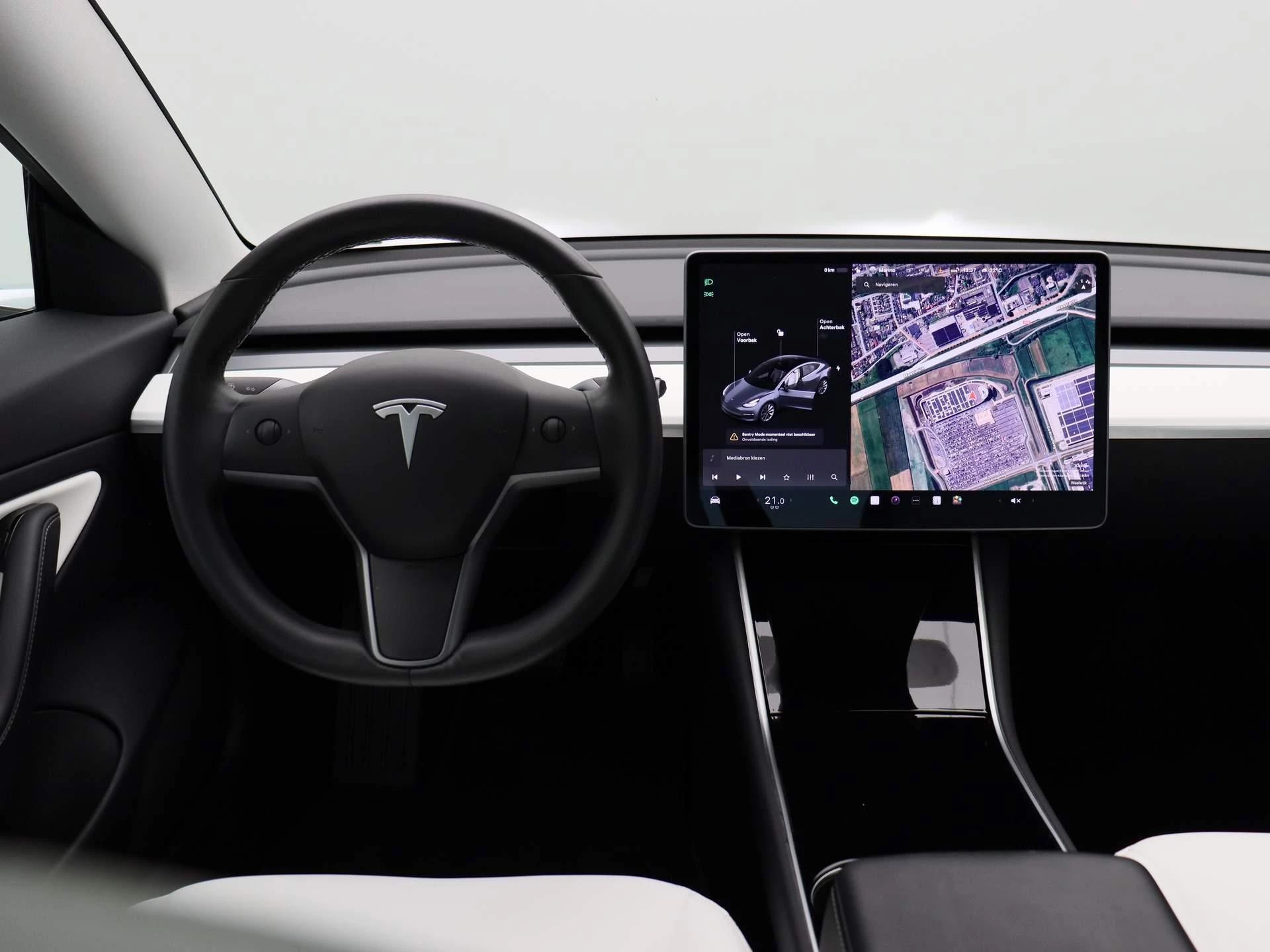 Tesla Model 3 Long Range AWD 75 kWh