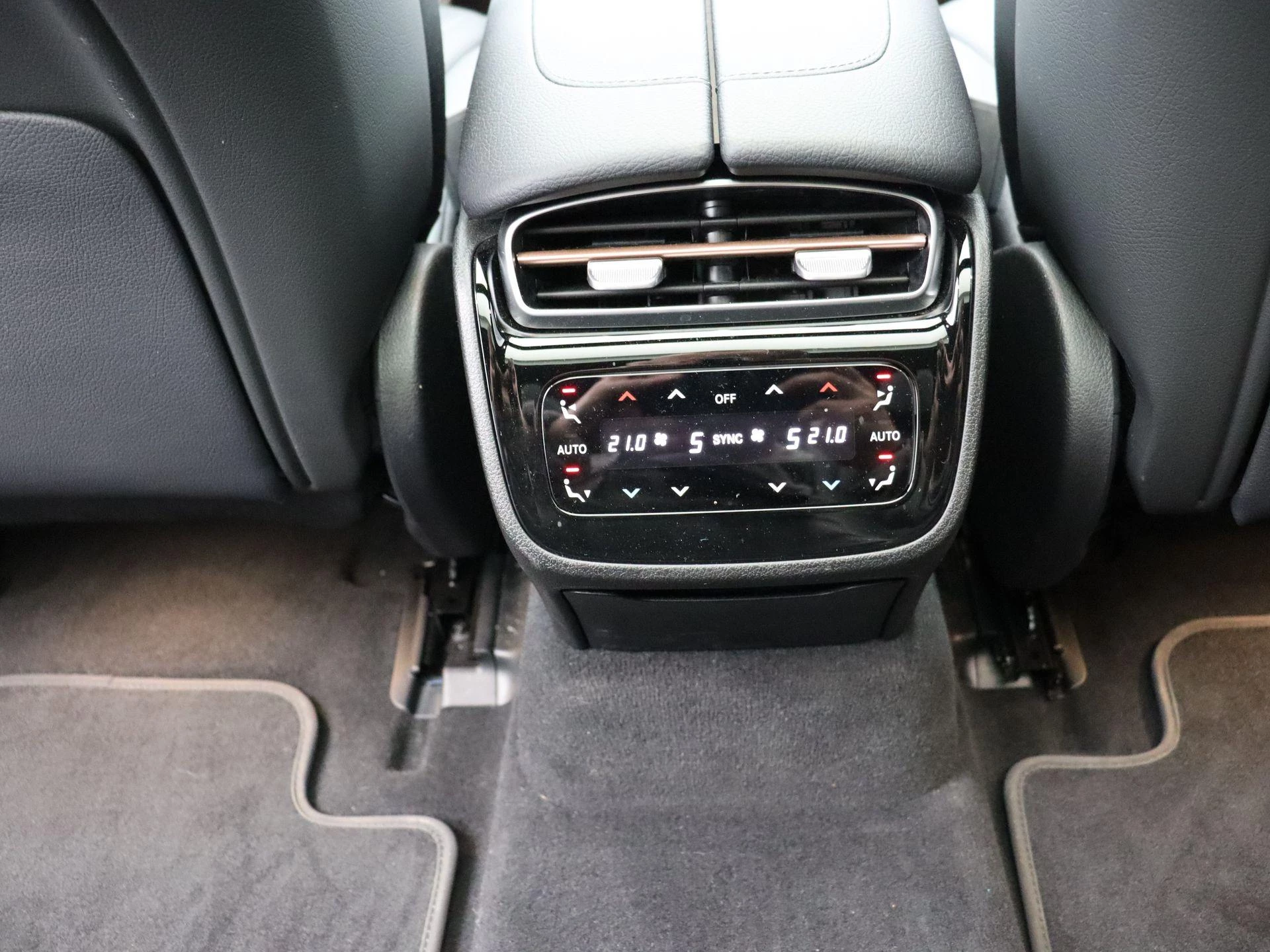 Mercedes-Benz EQE 350+ Star Edition + NAPPA + AIRMATIC + DIGITAL LIGHT + HEAD UP +