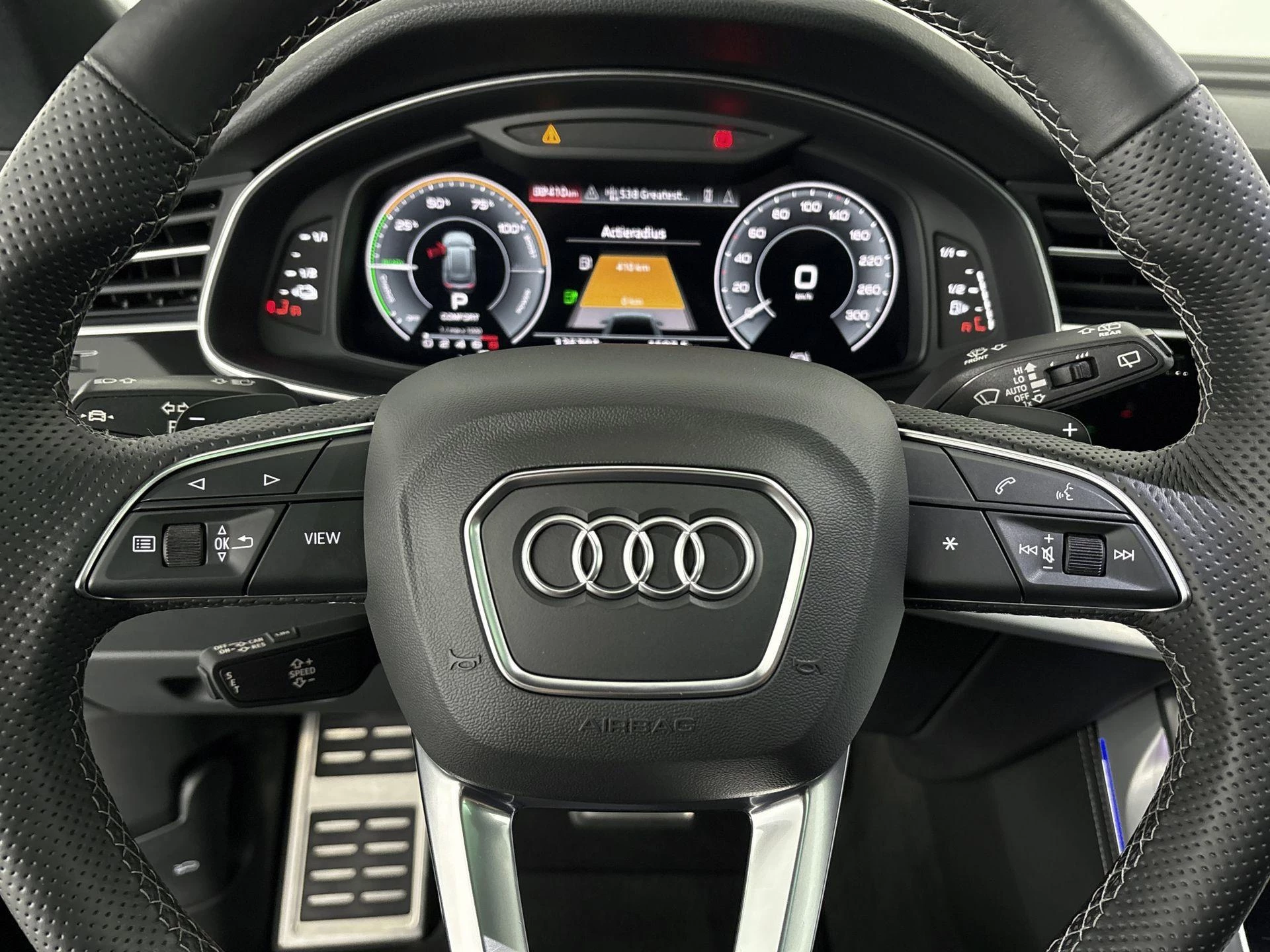 Audi Q8 60 TFSI e quattro Competition 462 PK