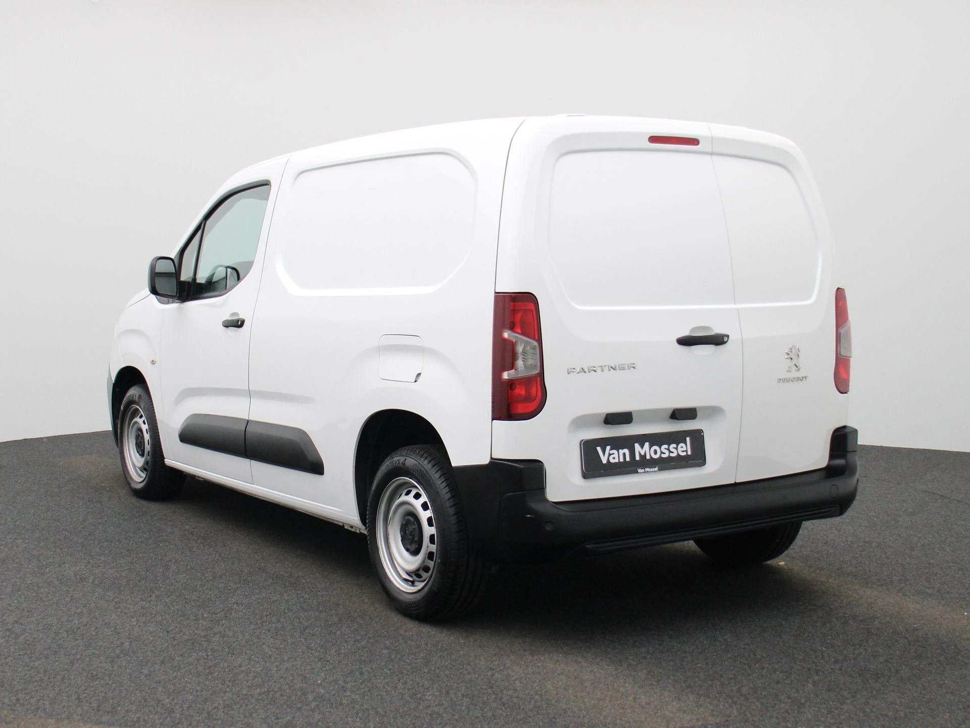 Peugeot-Partner-image-1