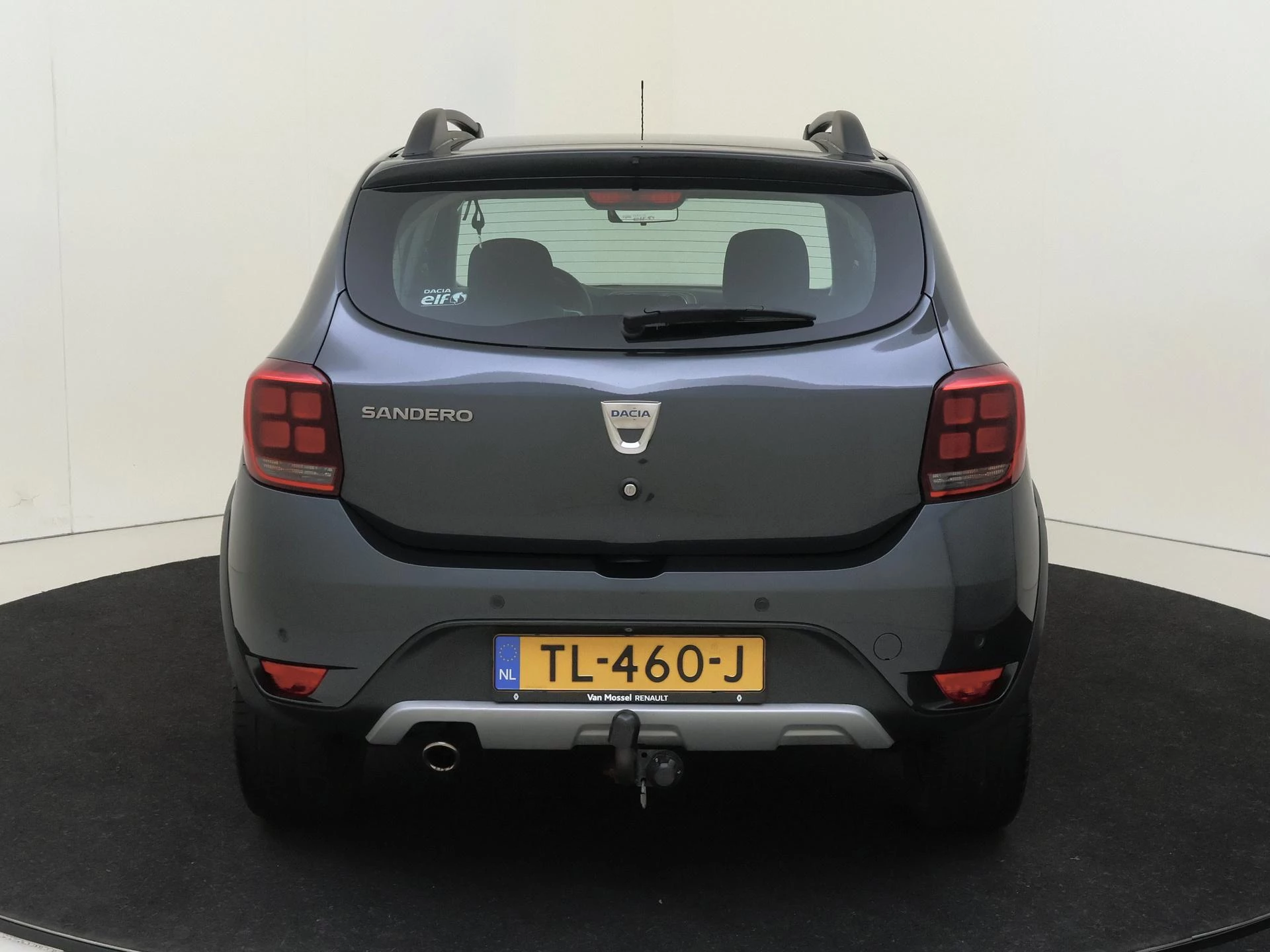 Dacia-Sandero Stepway-image-6