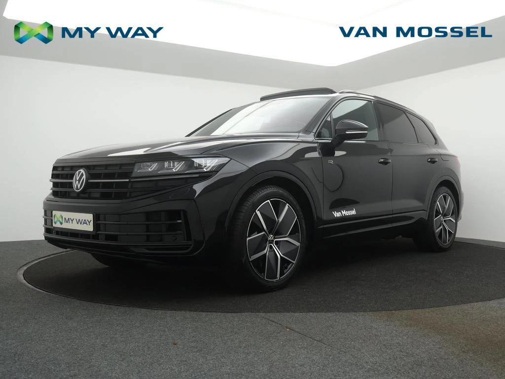 Volkswagen-Touareg-image-0