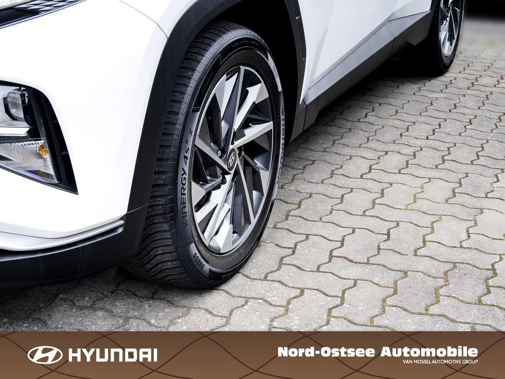 Hyundai Tucson 1.6 T-GDI SELECT 2WD SHZ LHZ NAVI KAMERATL TUCSON 1.6 T-GDI SELECT 2WD SHZ LHZ NAVI KAMERA