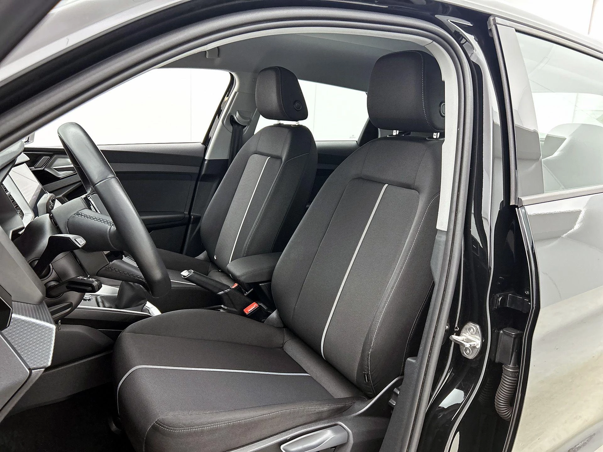 Audi-A1 Sportback-image-7