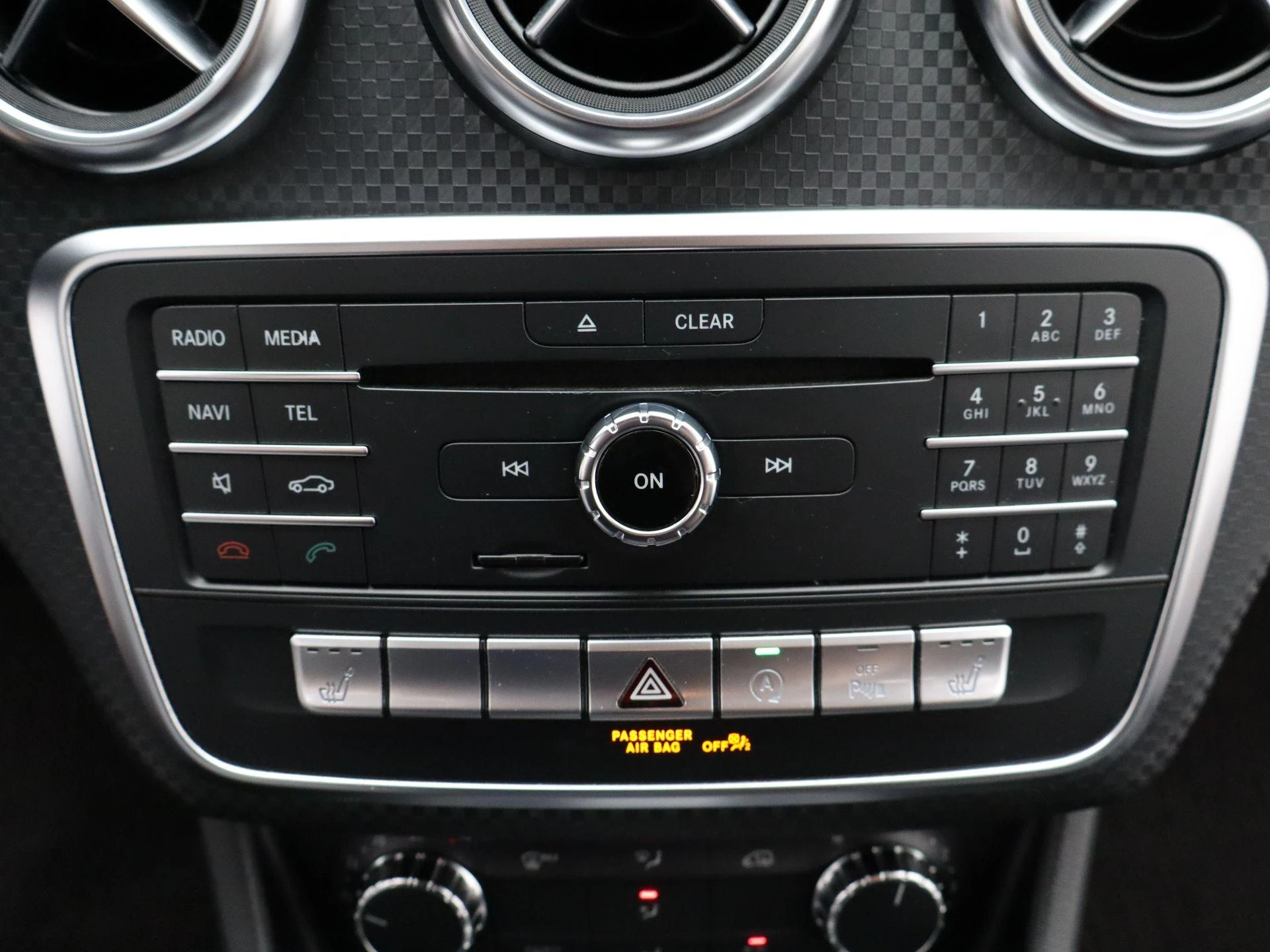 Mercedes-Benz-A-Klasse-image-16