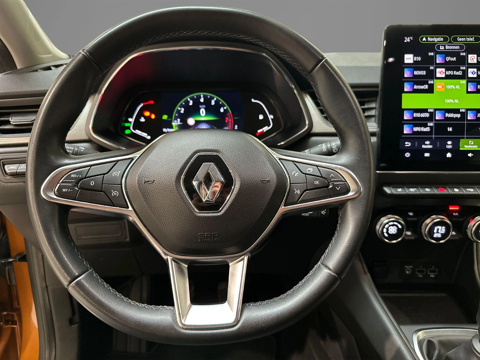 Renault-Captur-image-24