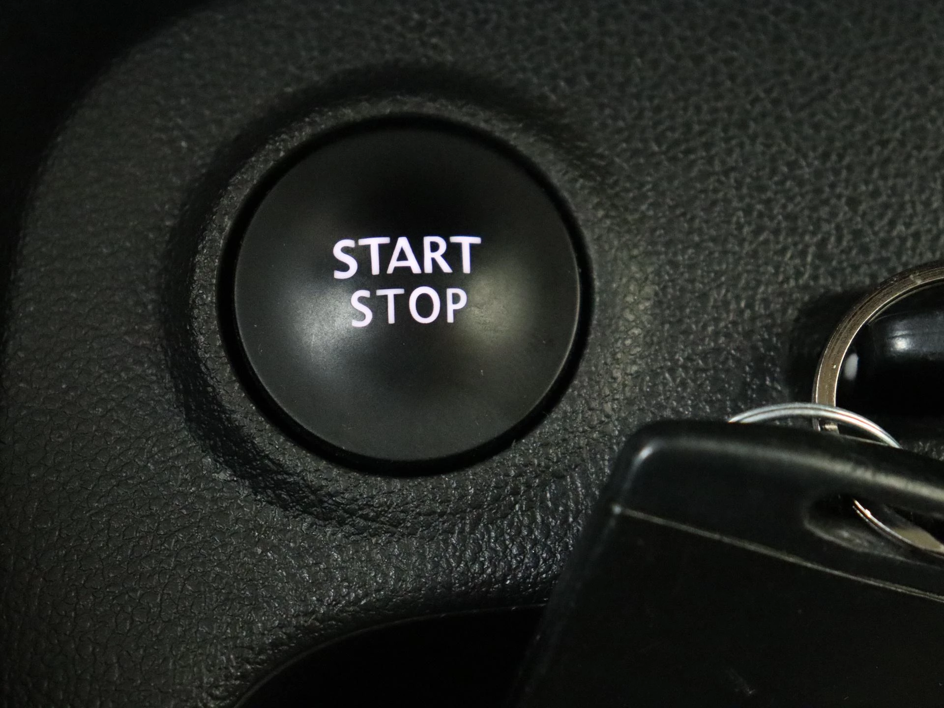 Renault-Captur-image-19