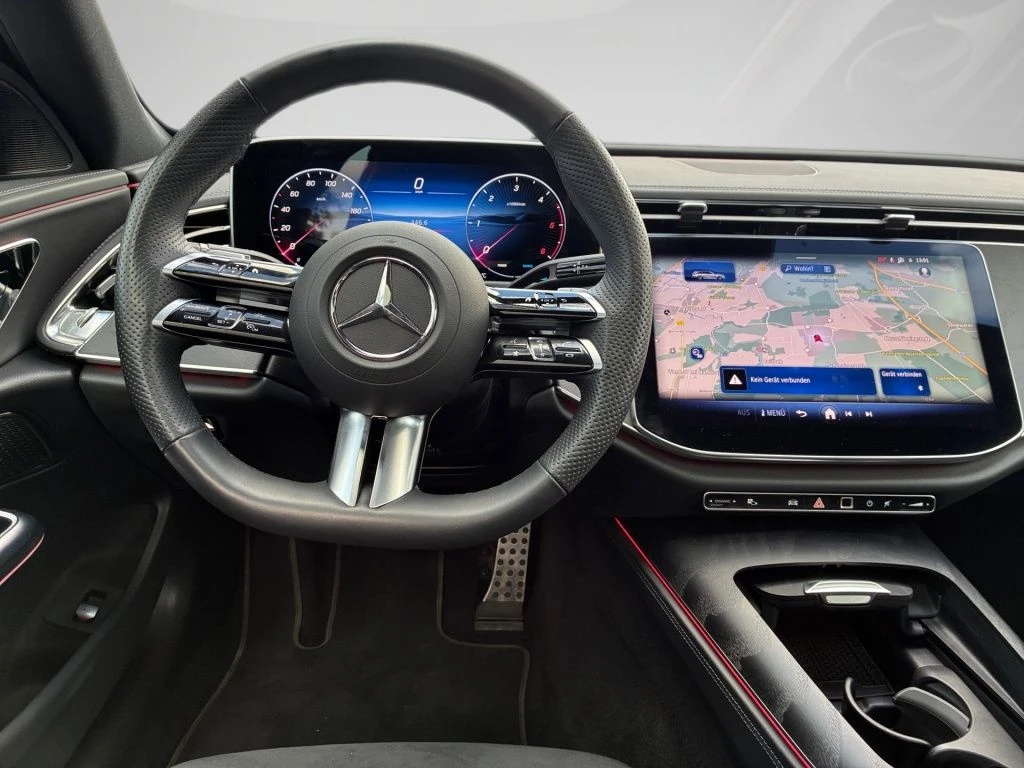 Mercedes-Benz-E-Klasse 220-image-10