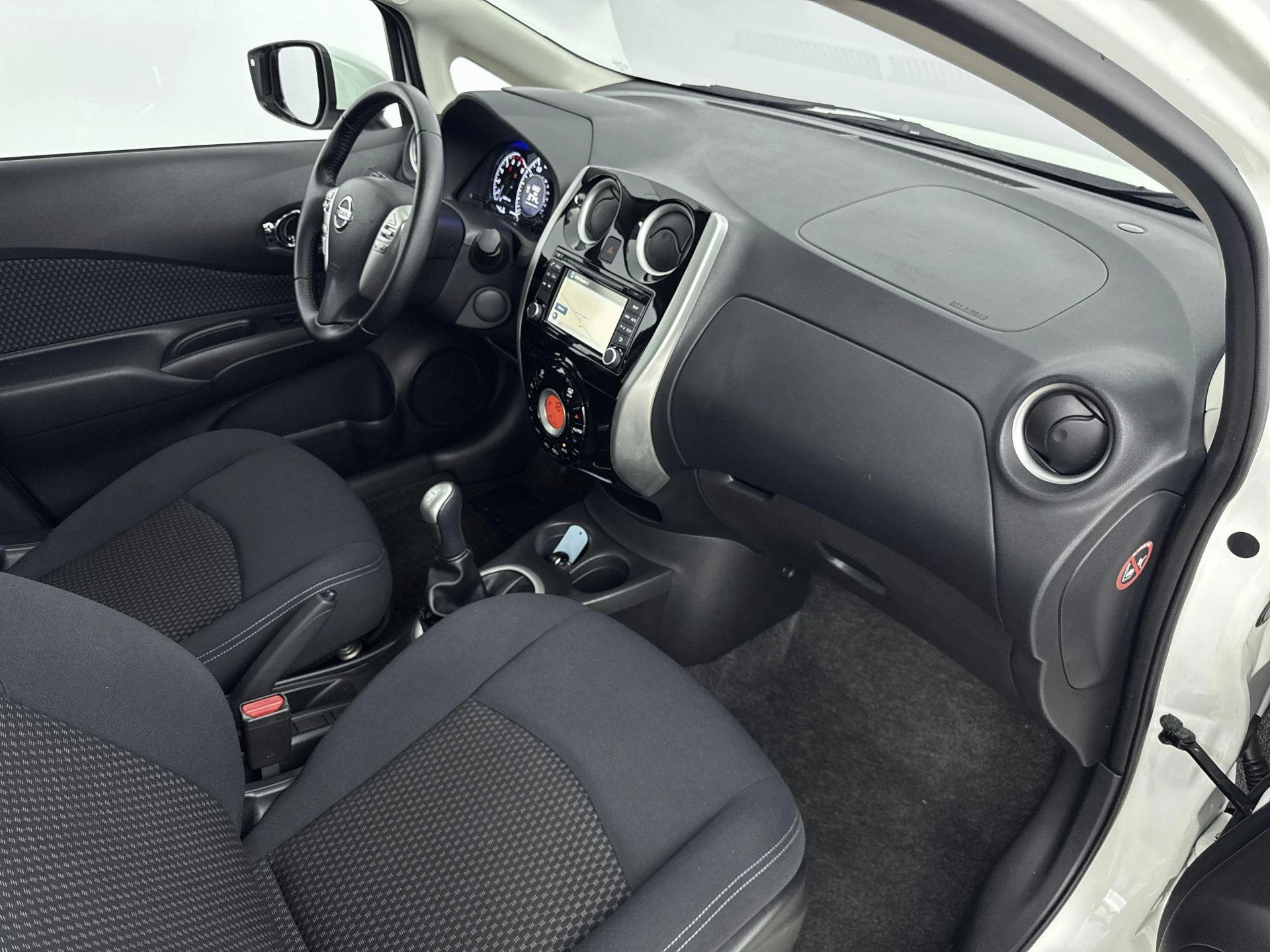 Nissan-Note-image-16