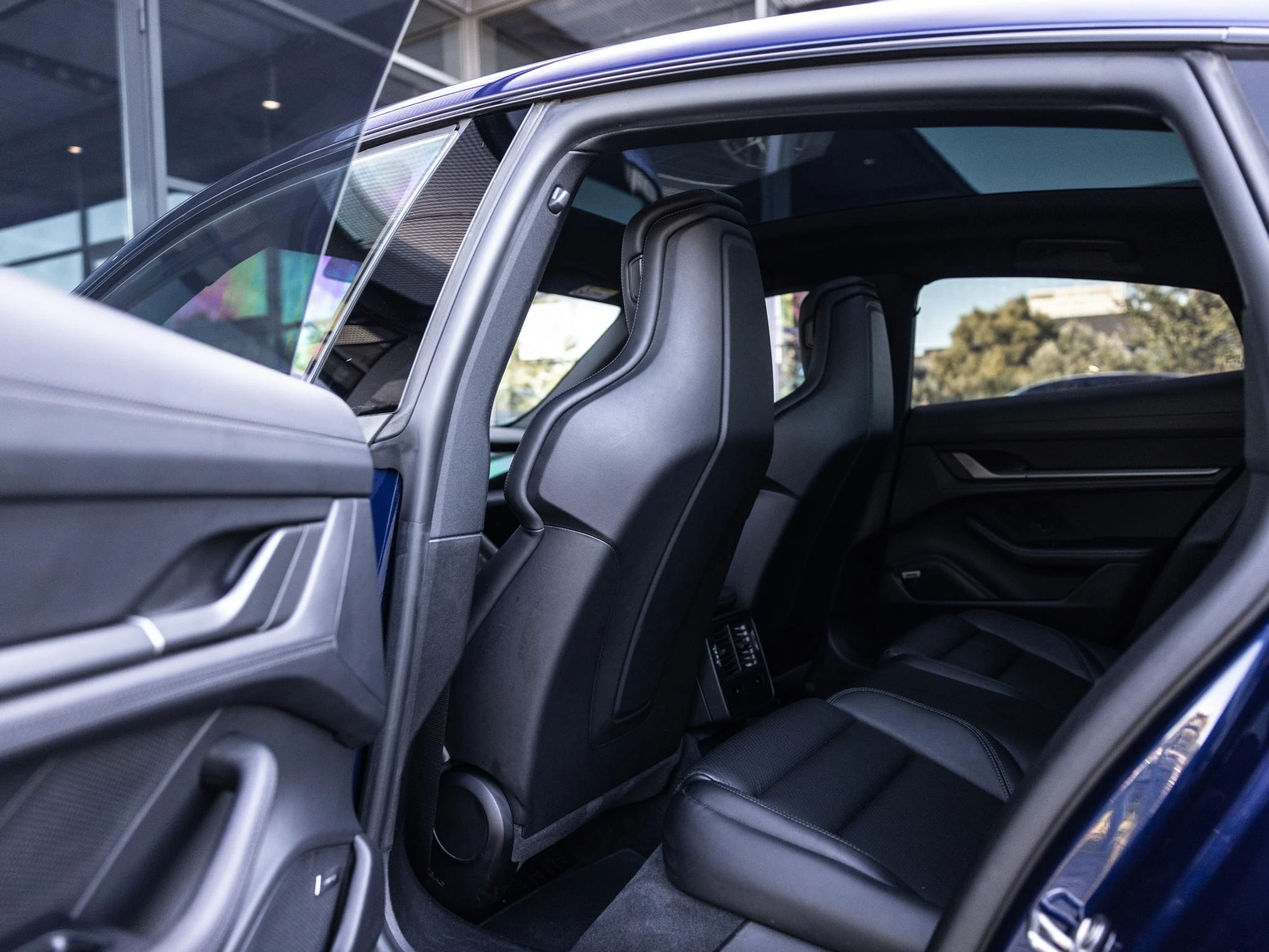 Porsche-Taycan-image-16
