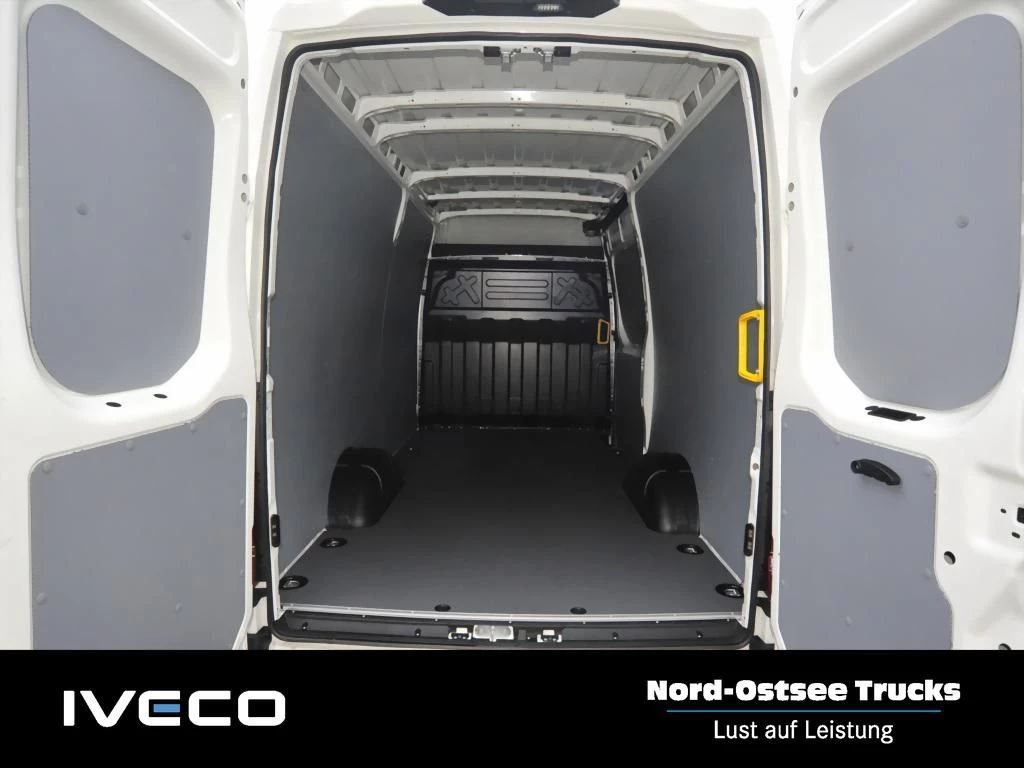 Iveco Daily 35S 14E V 260° LederLR Nebel AHK Rückfahr