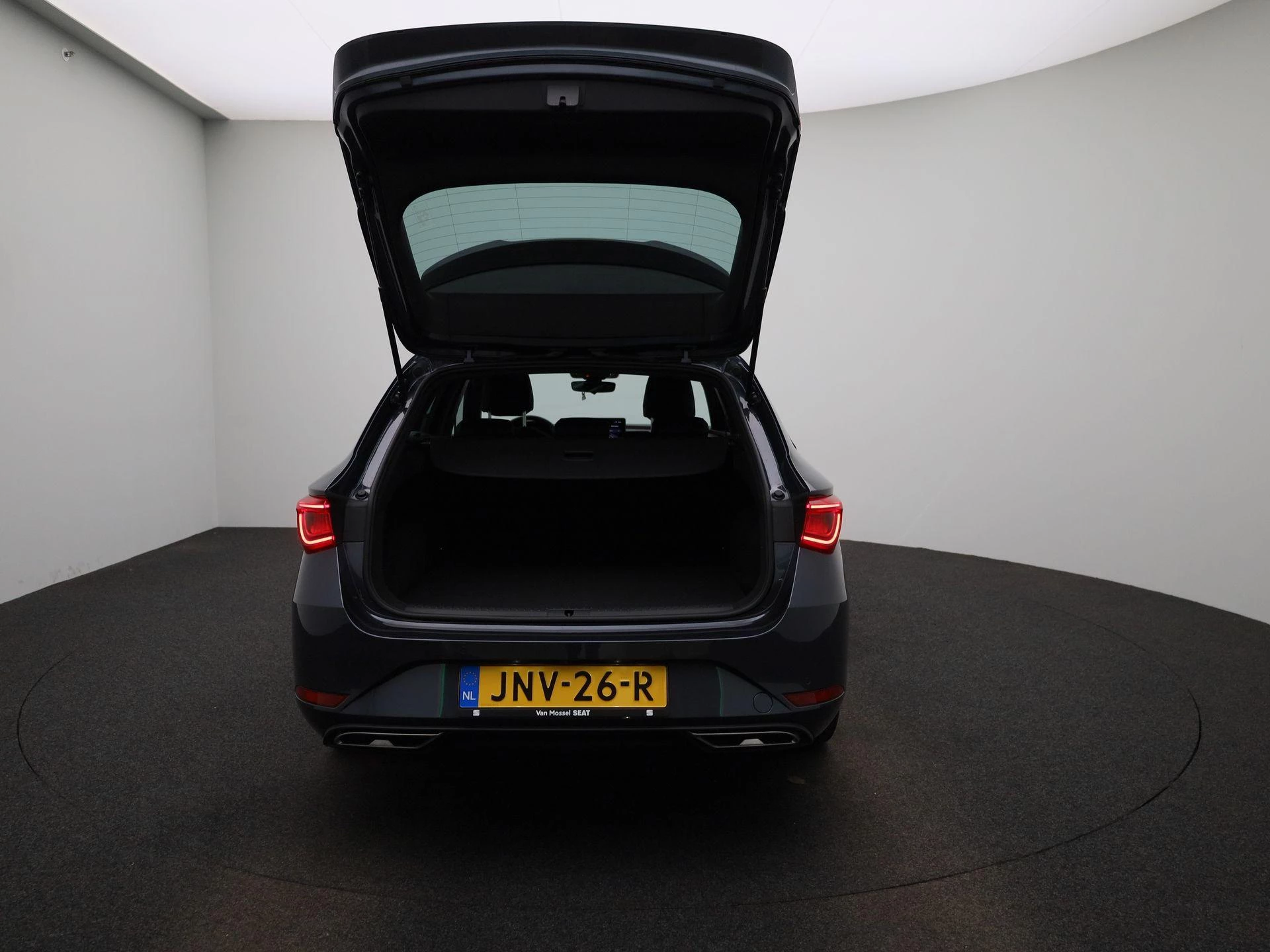 SEAT Leon Sportstourer 1.5 TSI e-Hybrid FR Business