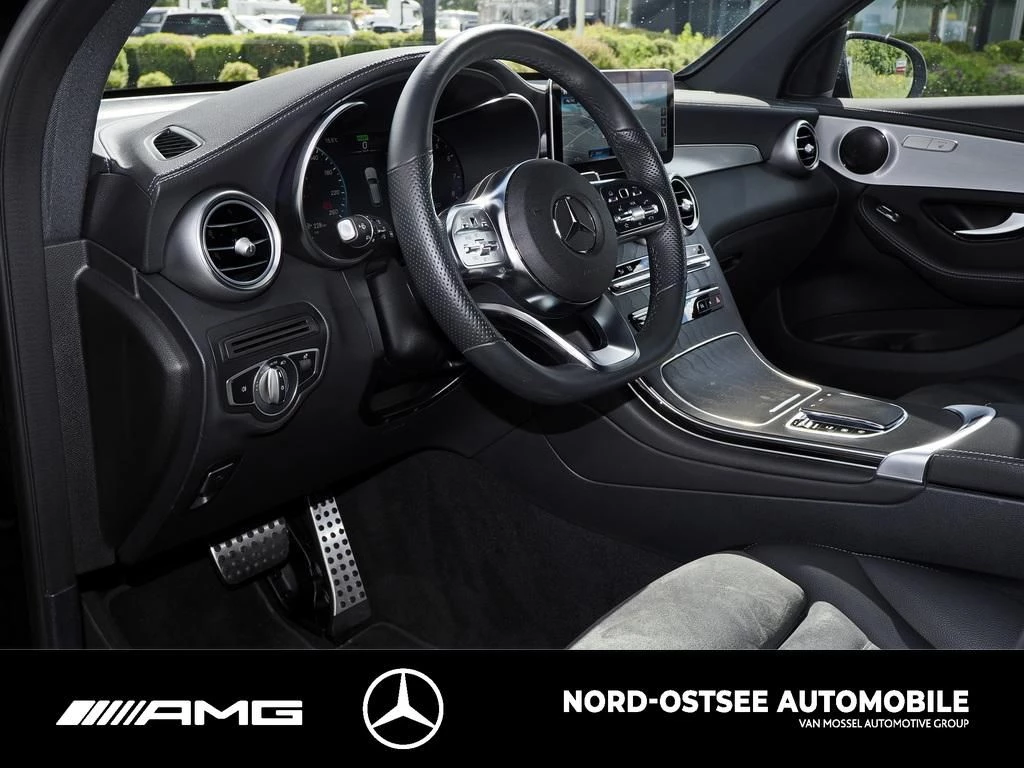 Mercedes-Benz GLC 200 4M AMG NIGHT DIST TEMPO MBUX LED AMG Line