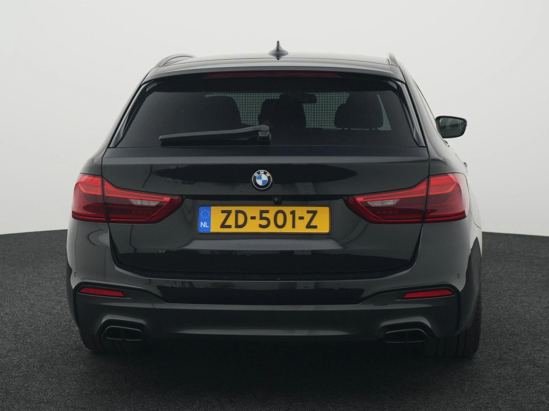 BMW-5 Serie-image-4