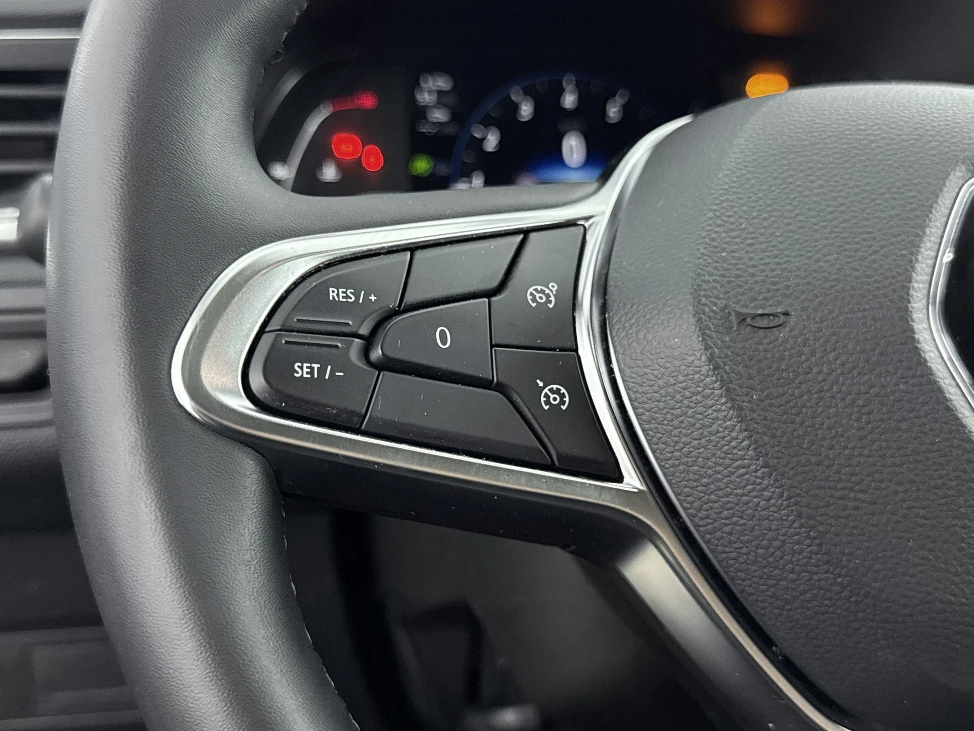 Renault-Captur-image-5