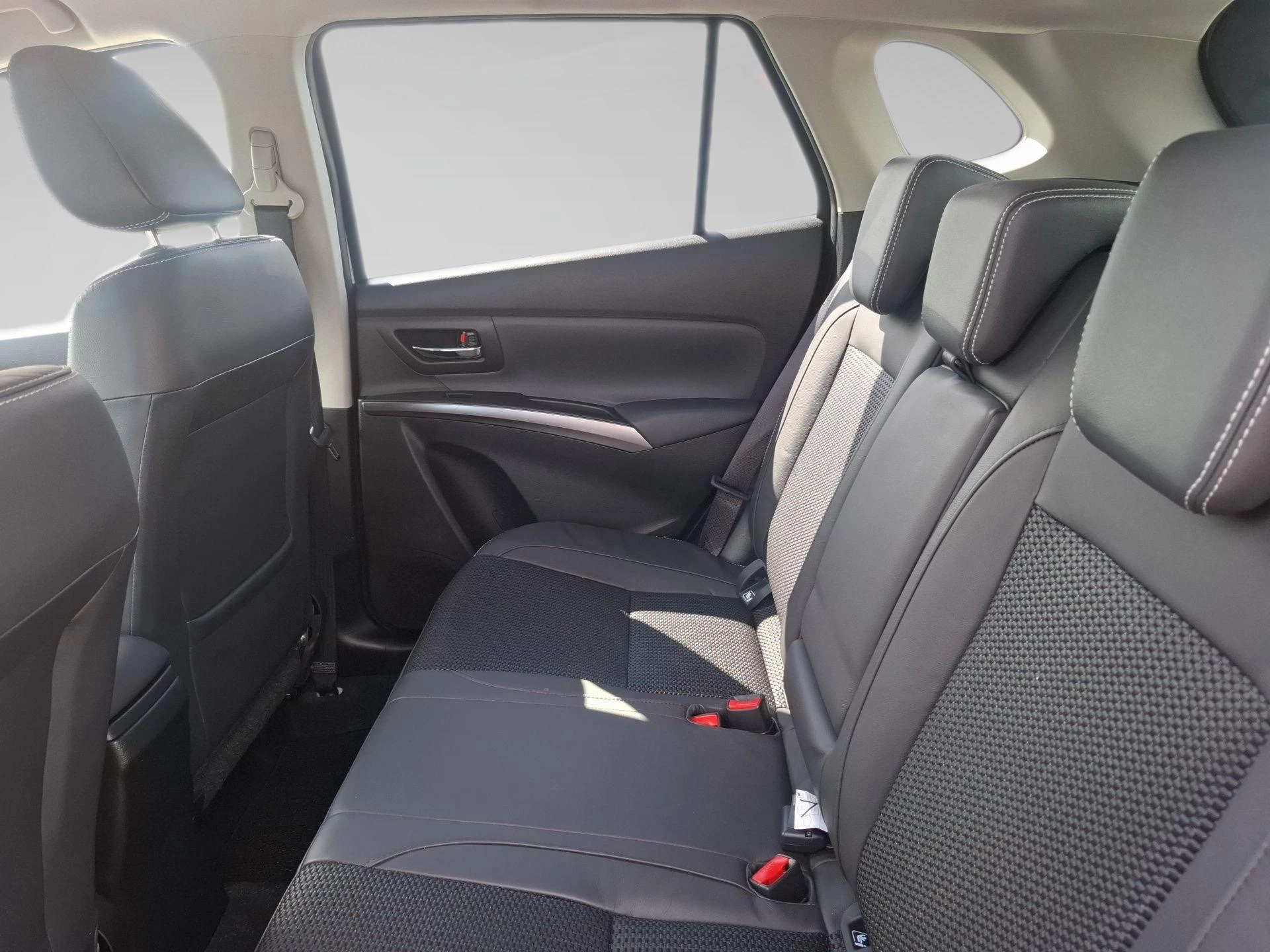 Suzuki S-Cross SX4 1.4 Grand Luxe Xtra A/T 48V Hybrid